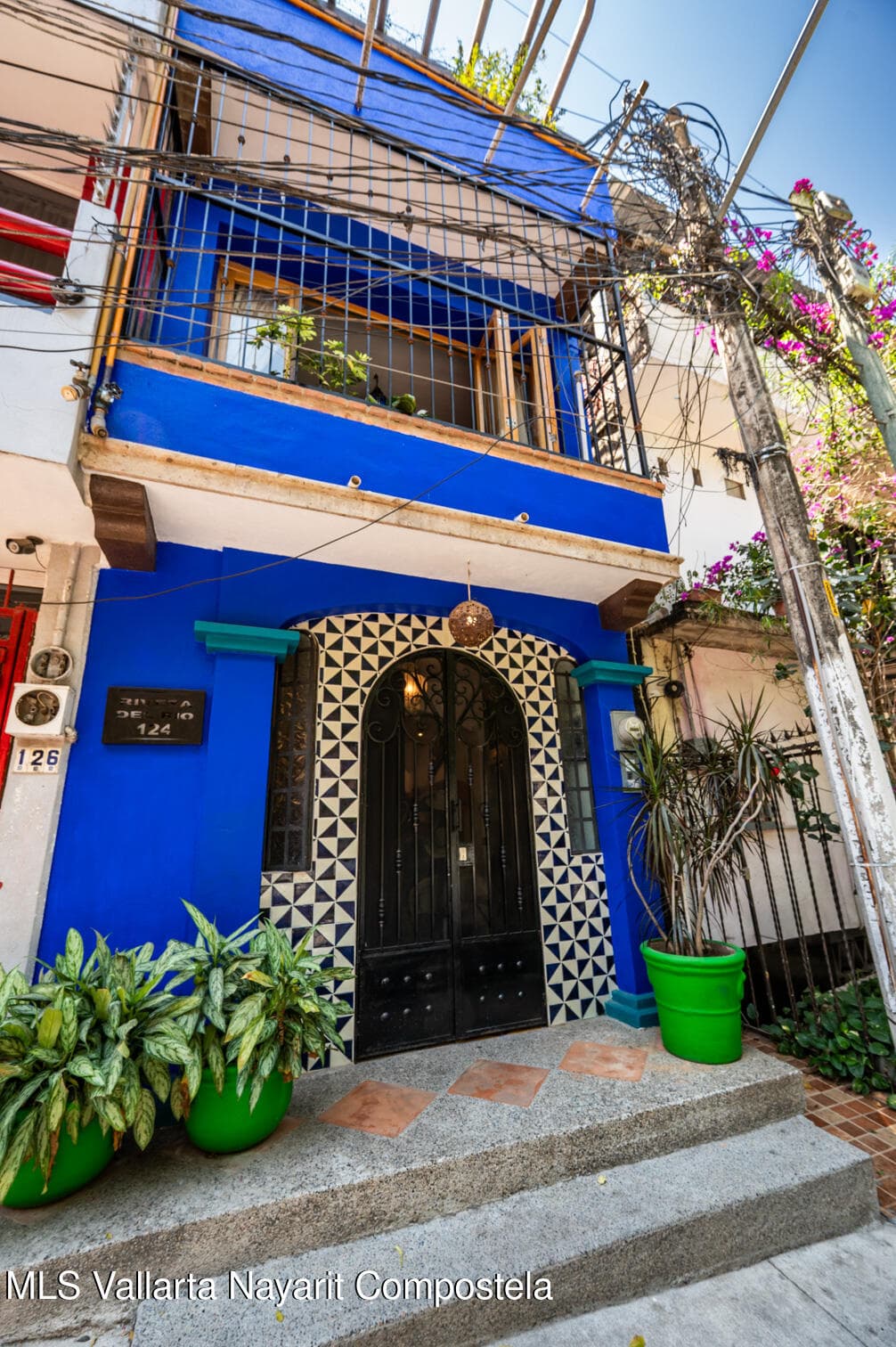 124 Rivera Del Rio 33
