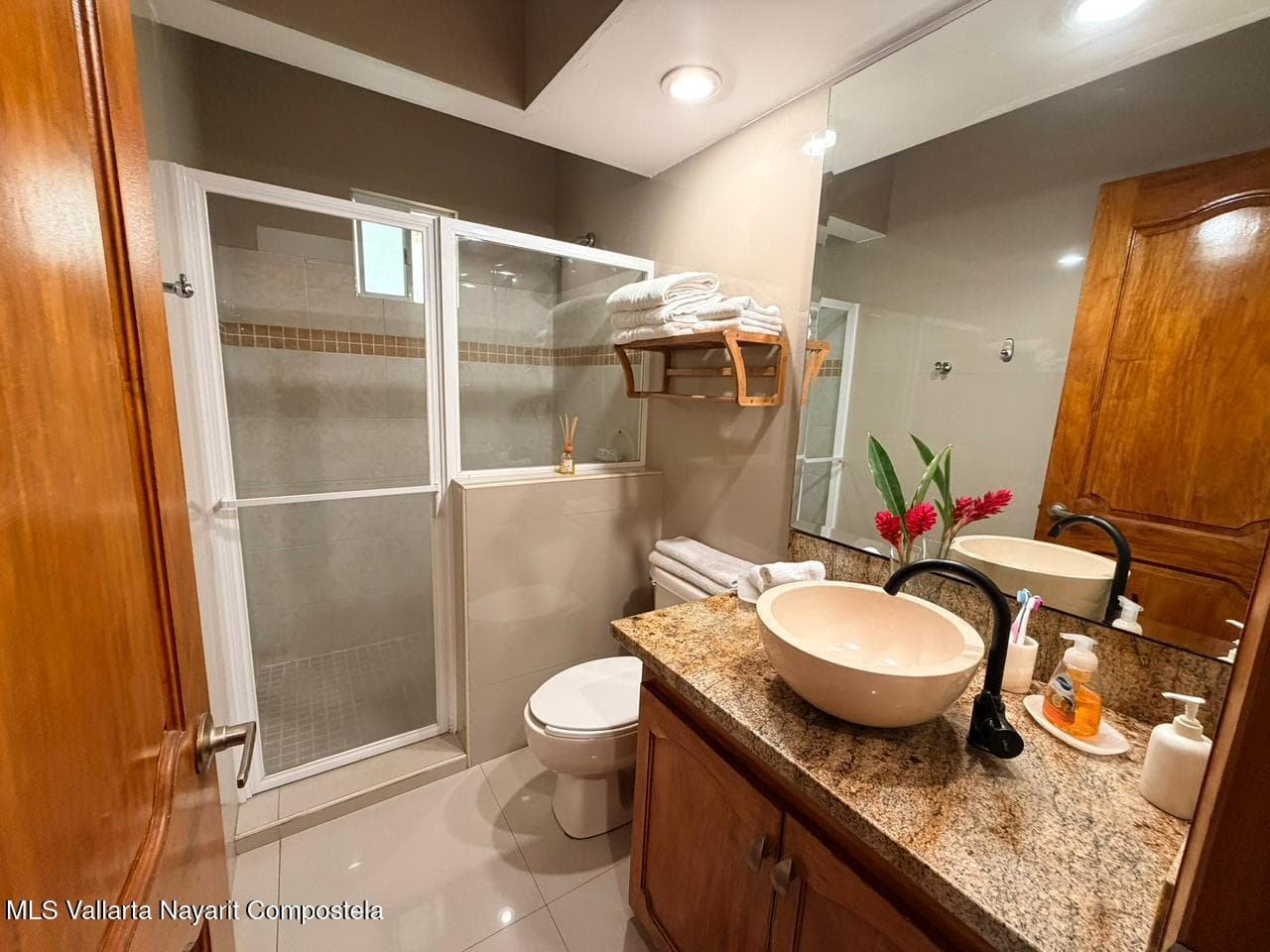 A201 BLVD COSTERO 6