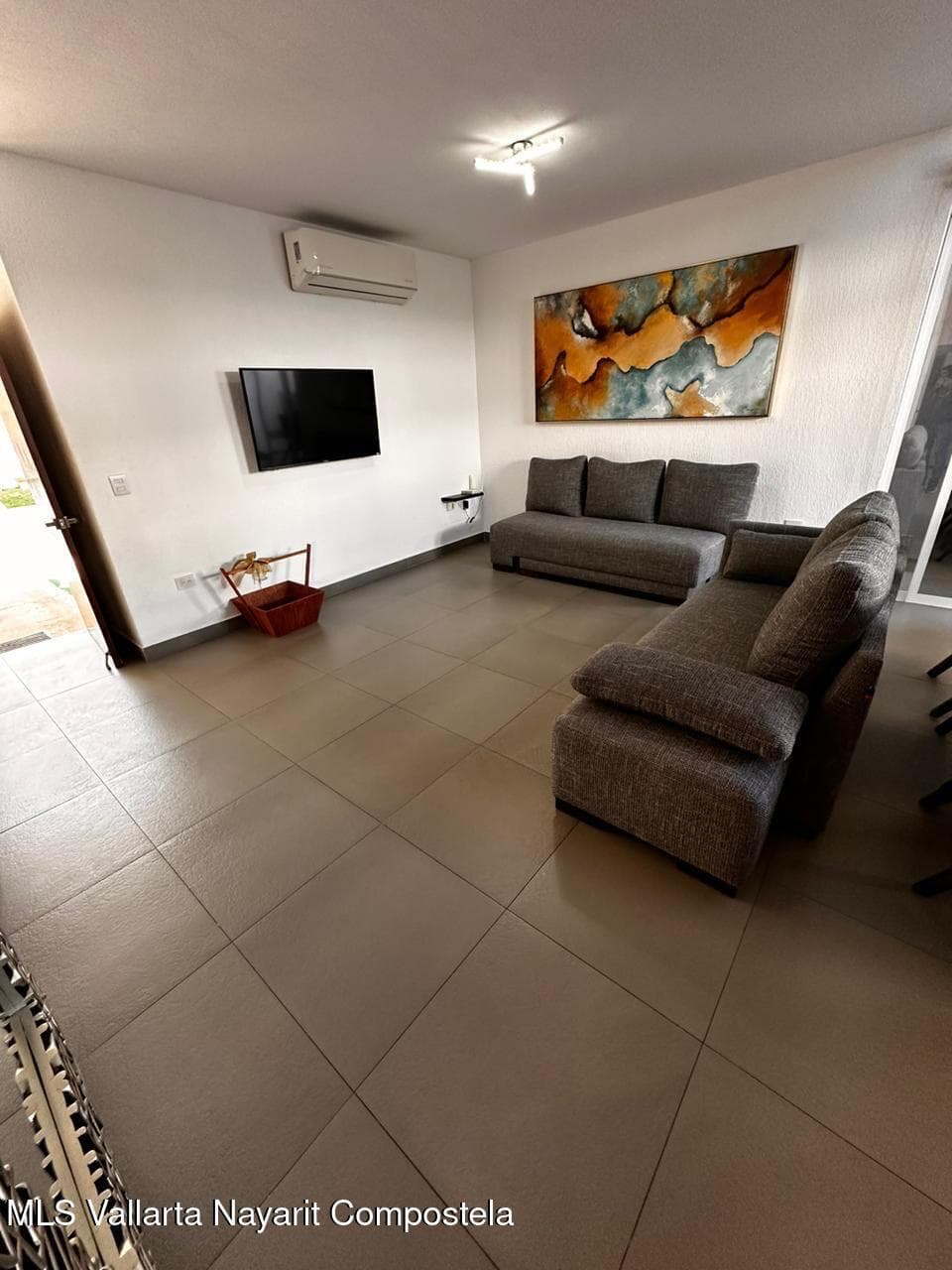 1207 Mantua 14
