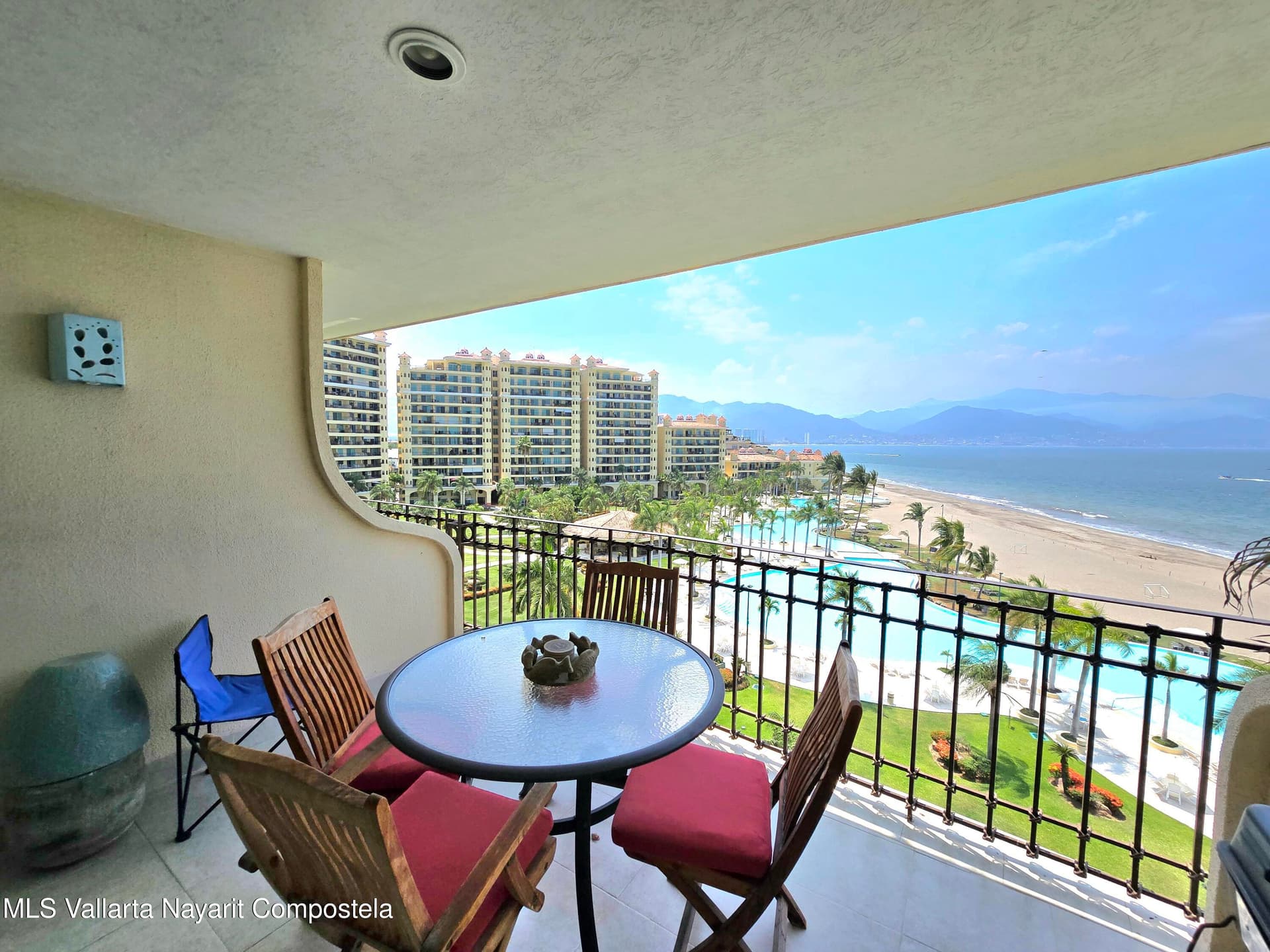 Bay View Grand 13