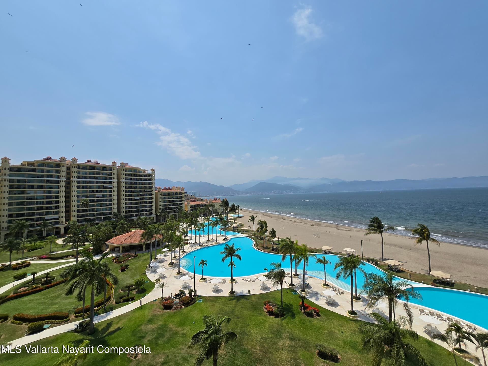 Bay View Grand 16