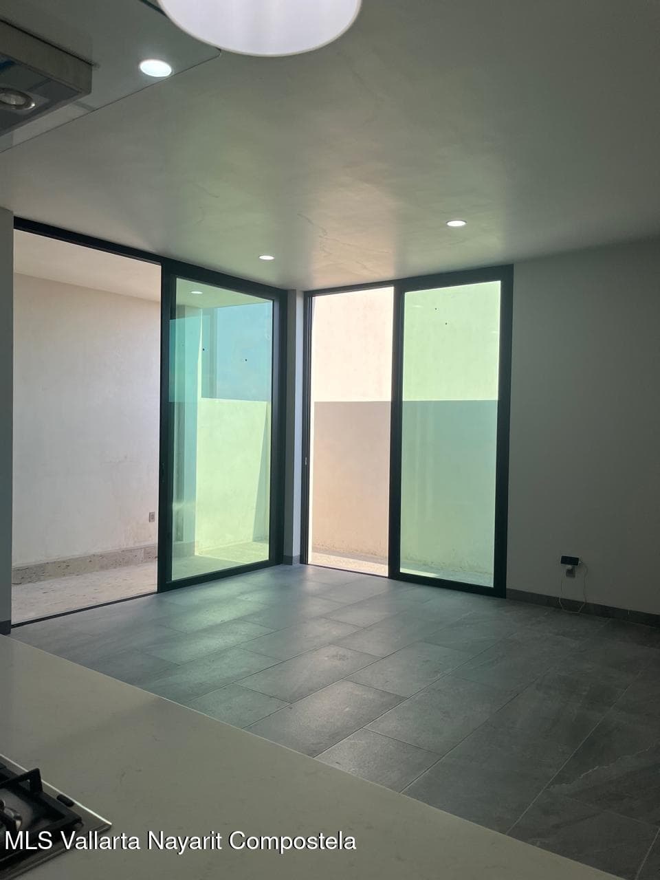 House 9