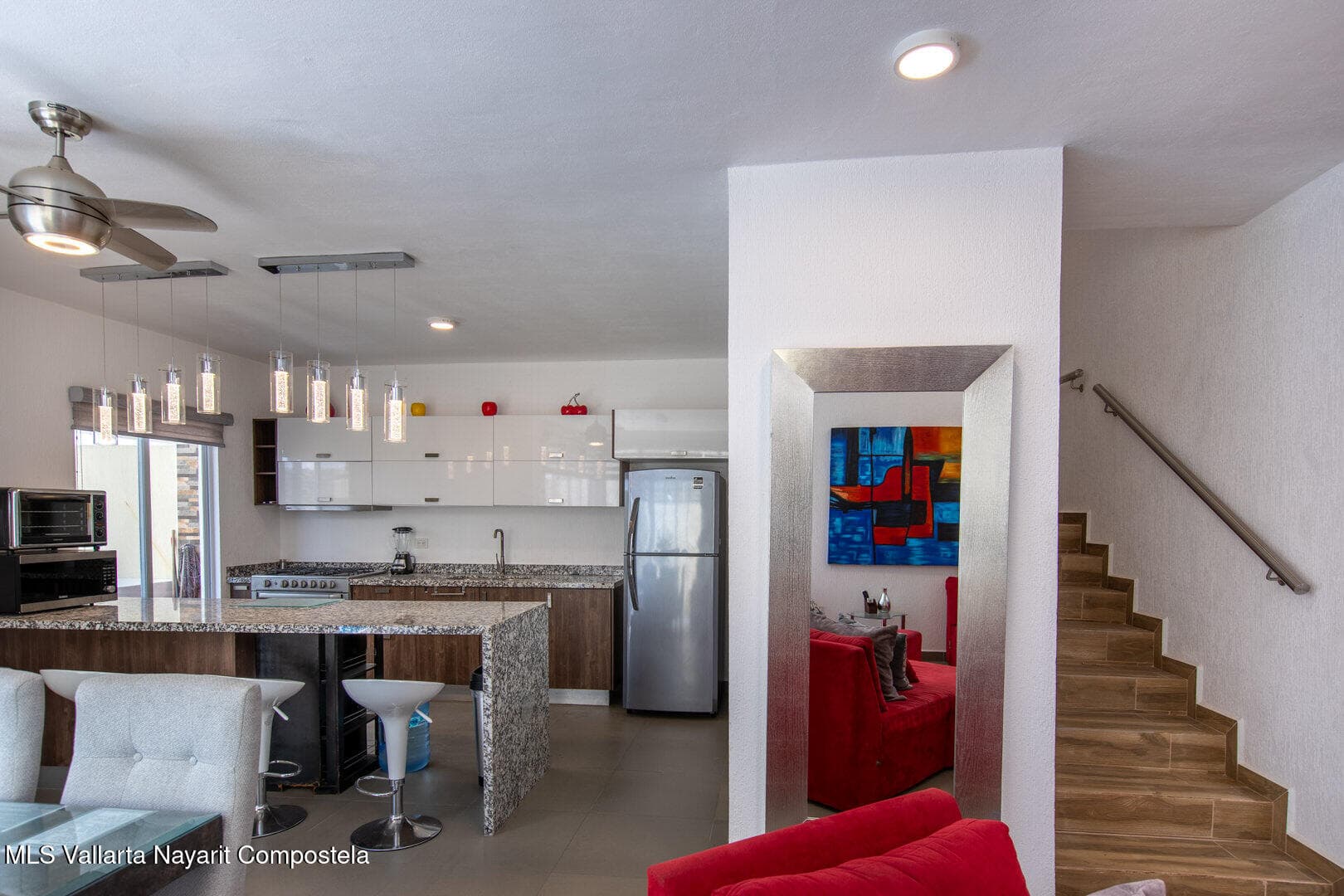1309 CALLE MANTUA 8