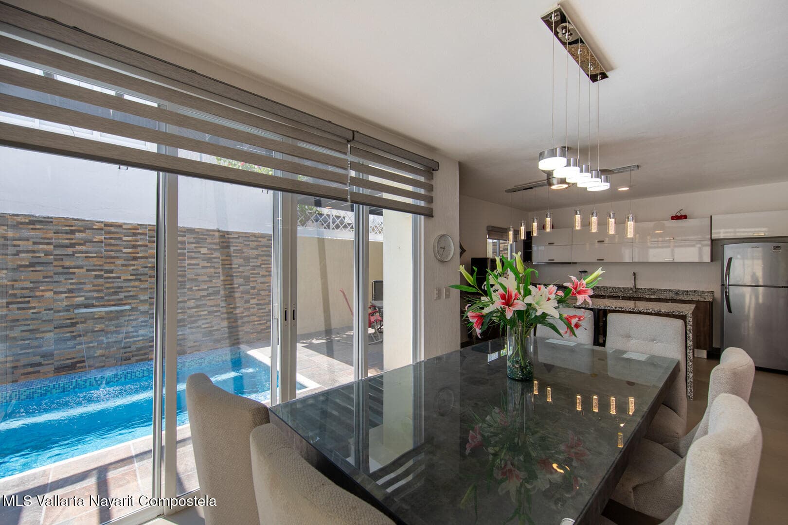 1309 CALLE MANTUA 4