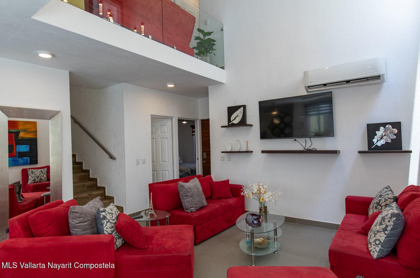 1309 CALLE MANTUA 13