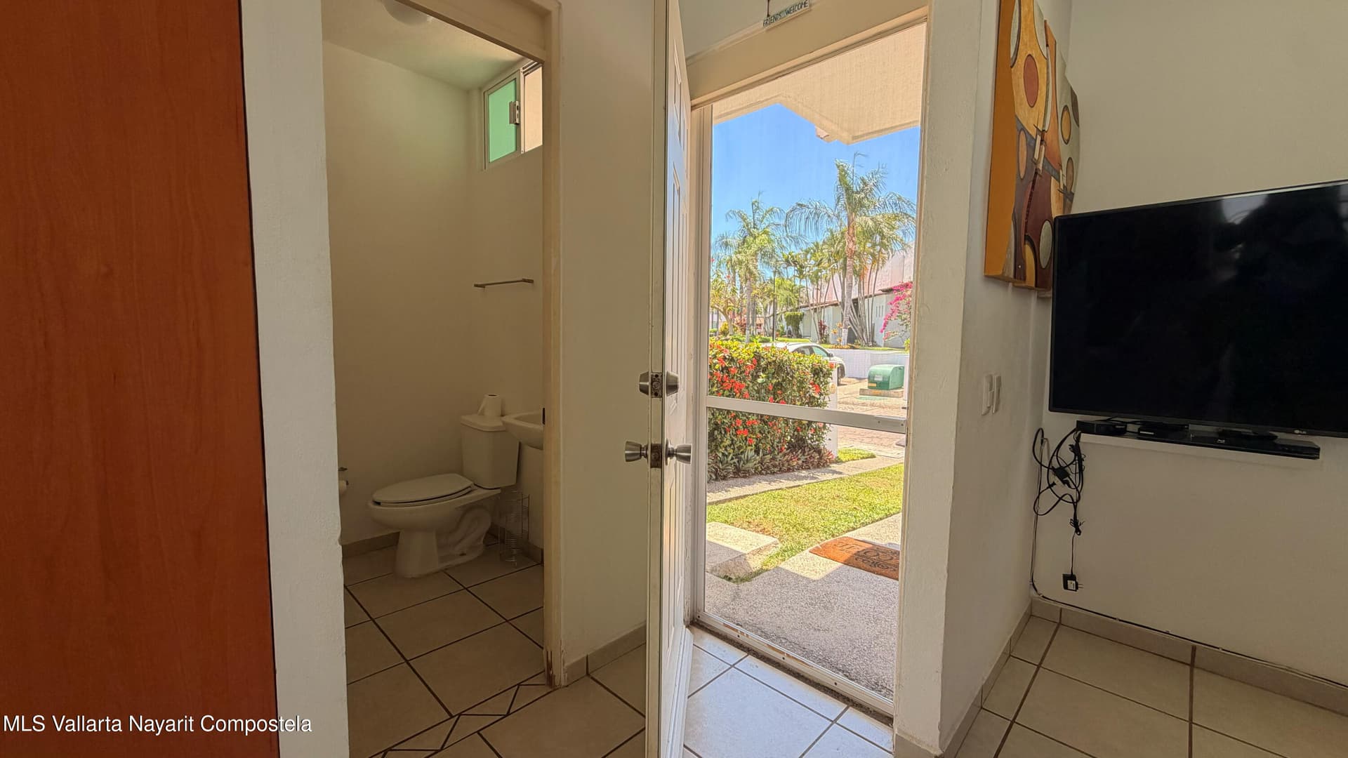 302 AV DEL MAR 11
