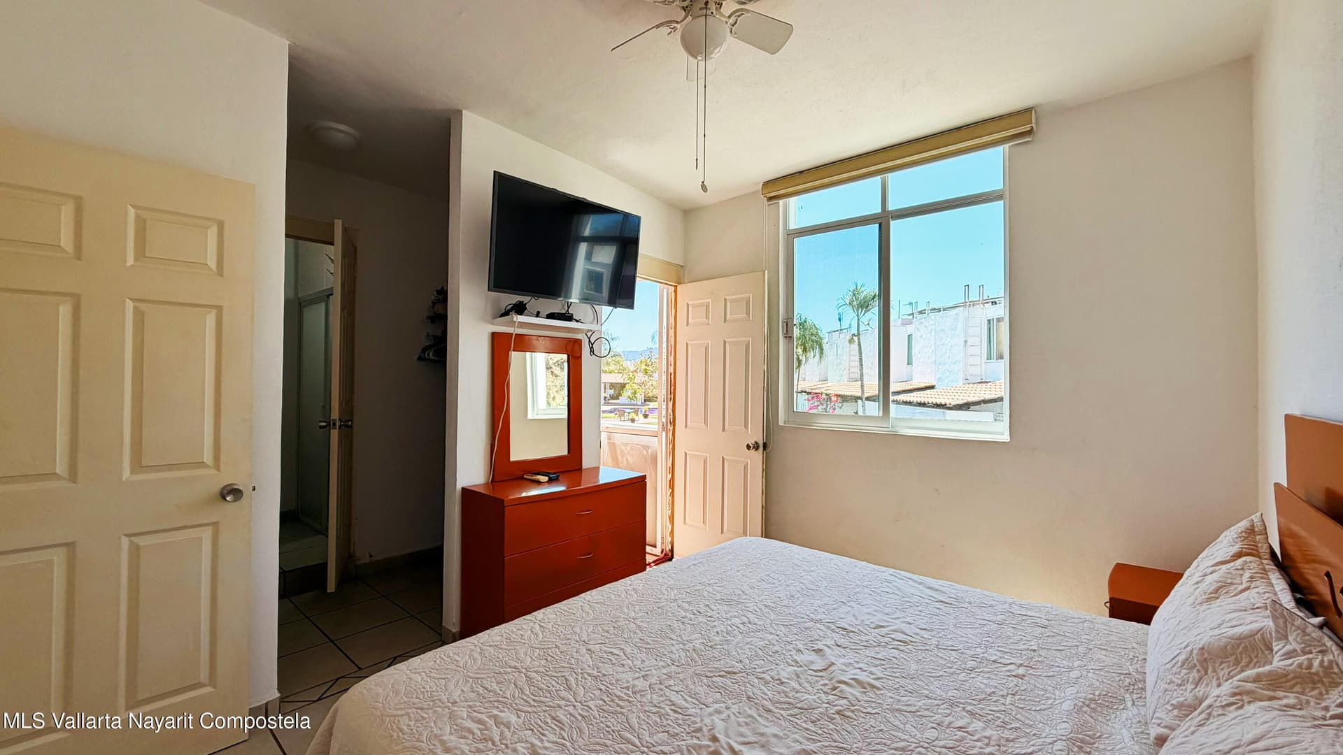 302 AV DEL MAR 8