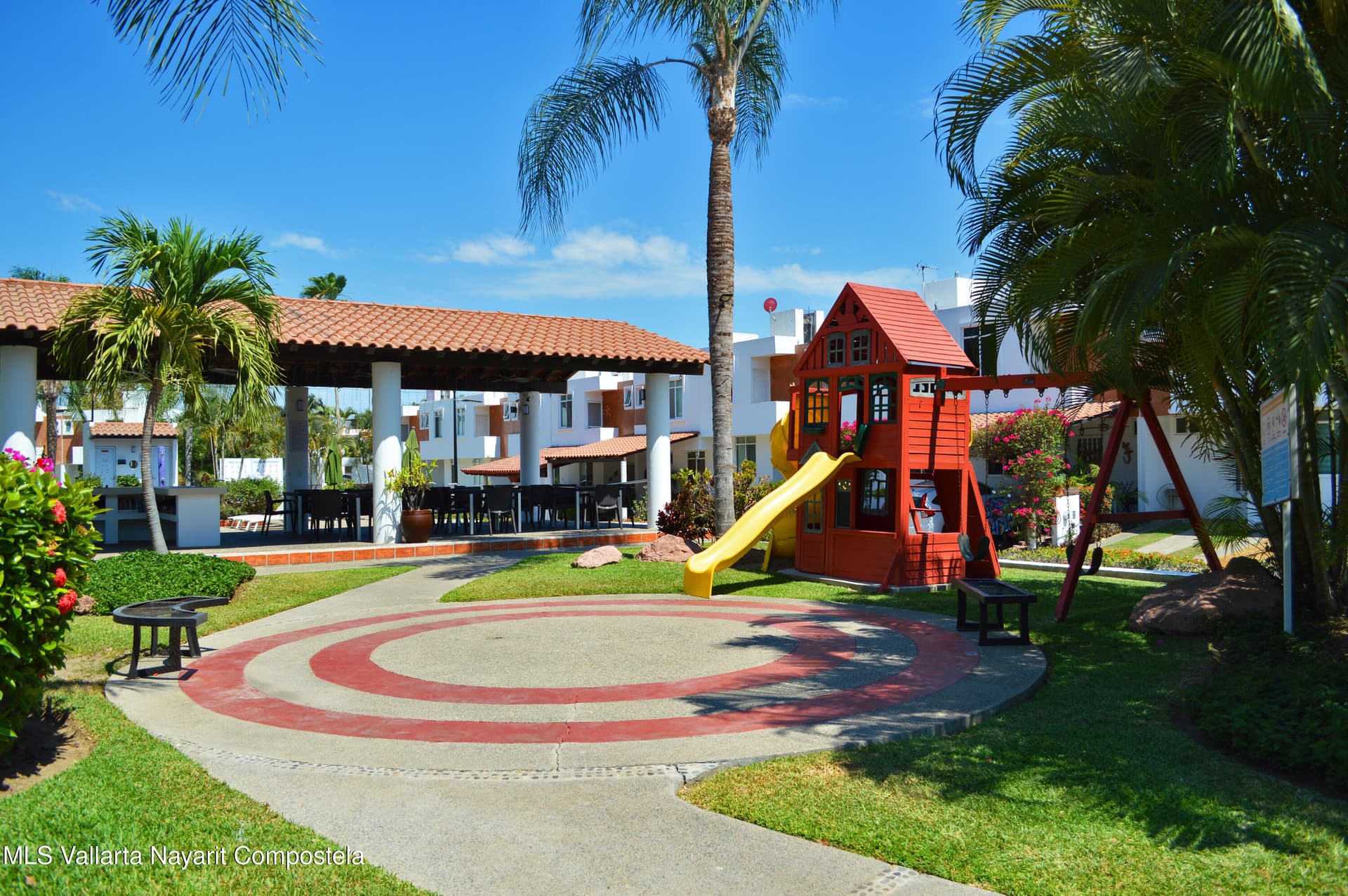 302 AV.DEL MAR 24