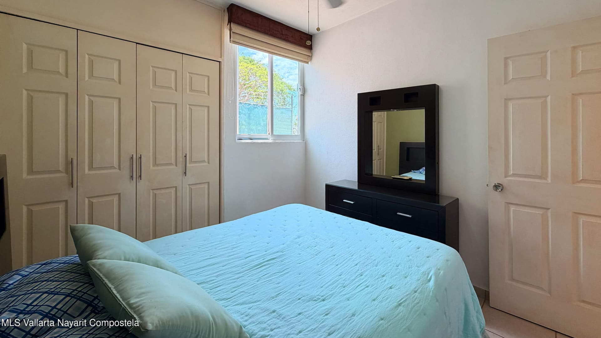 302 AV.DEL MAR 21