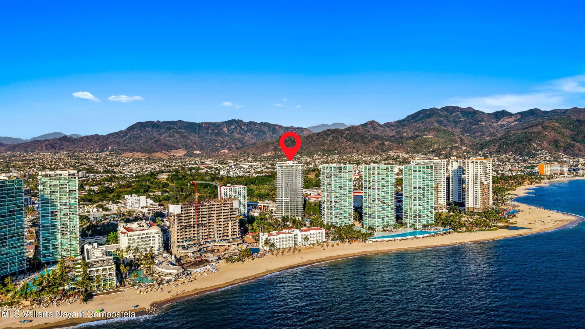2485 Blvd Francisco Medina Ascencio 32
