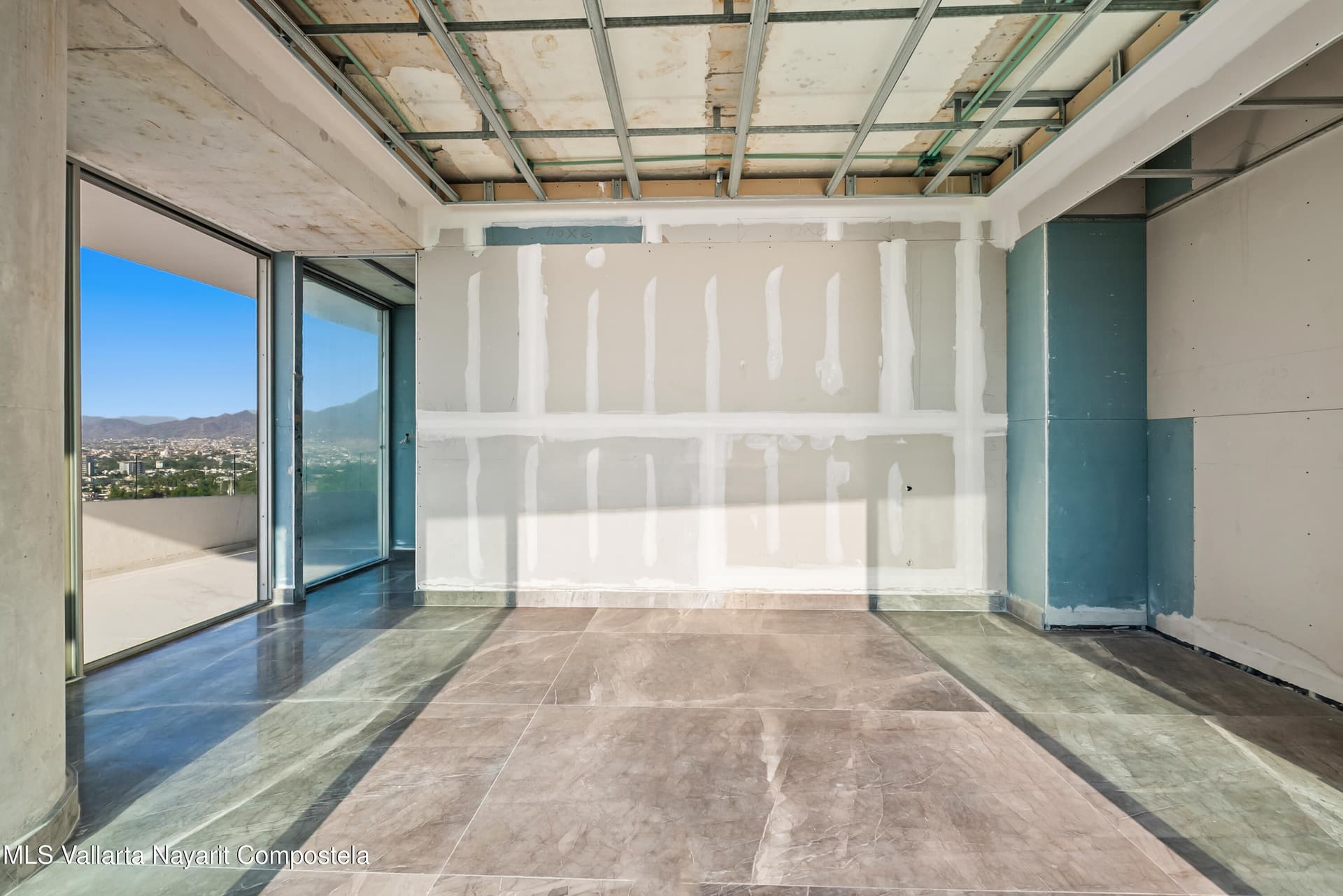 2485 Blvd Francisco Medina Ascencio 15