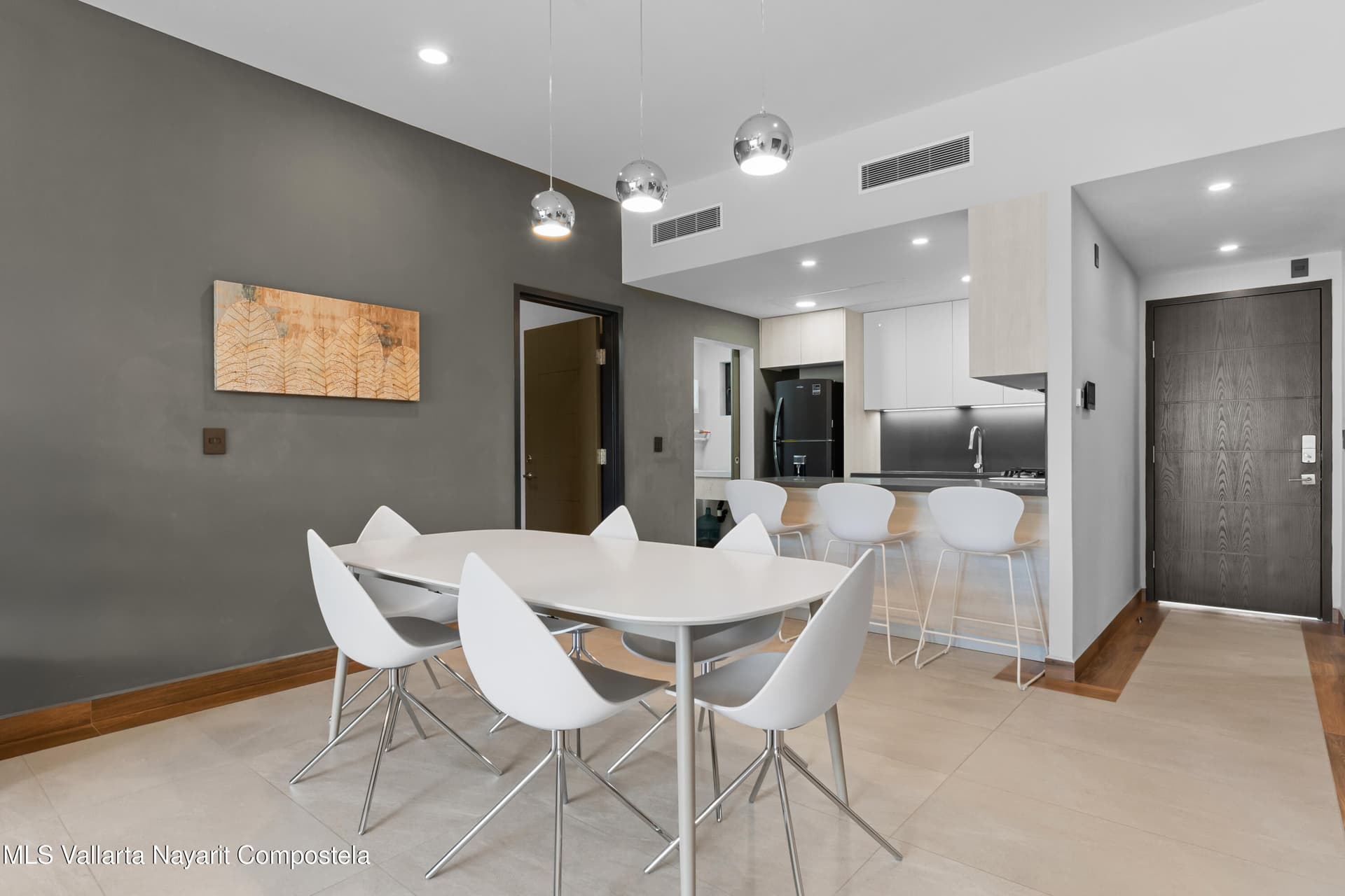 448 Encino 2