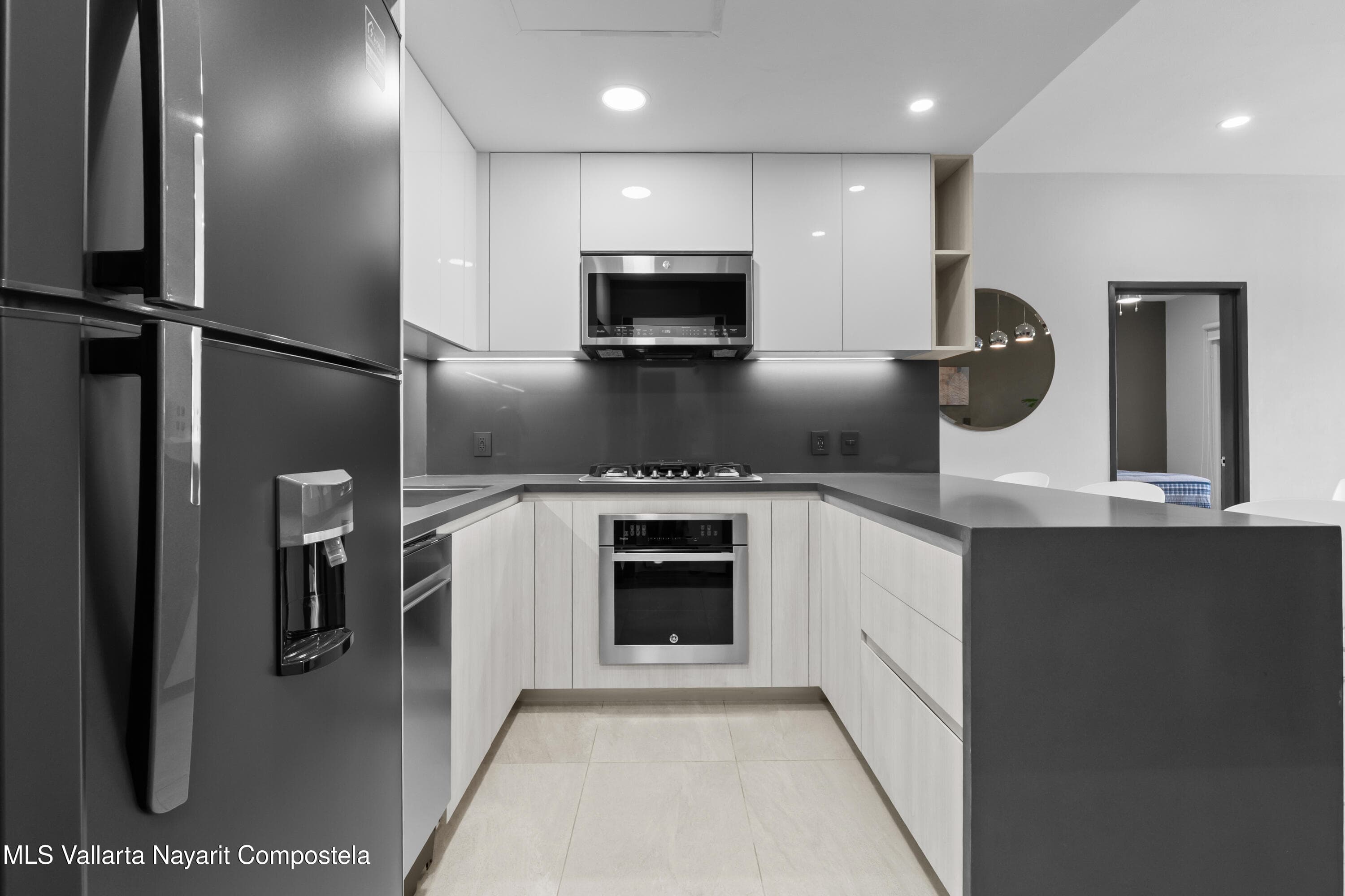 448 Encino 5
