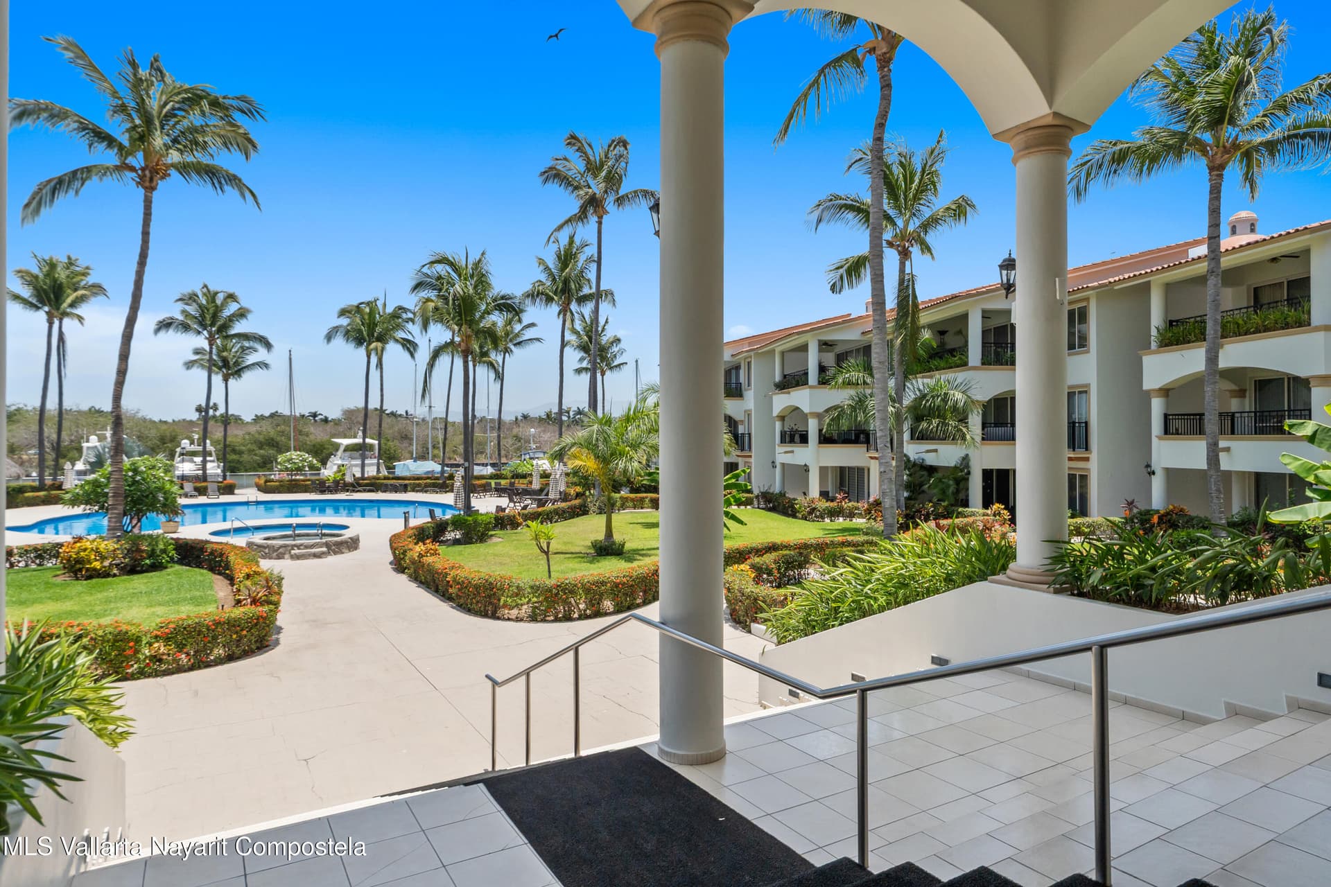 Grand Marina Villas 18