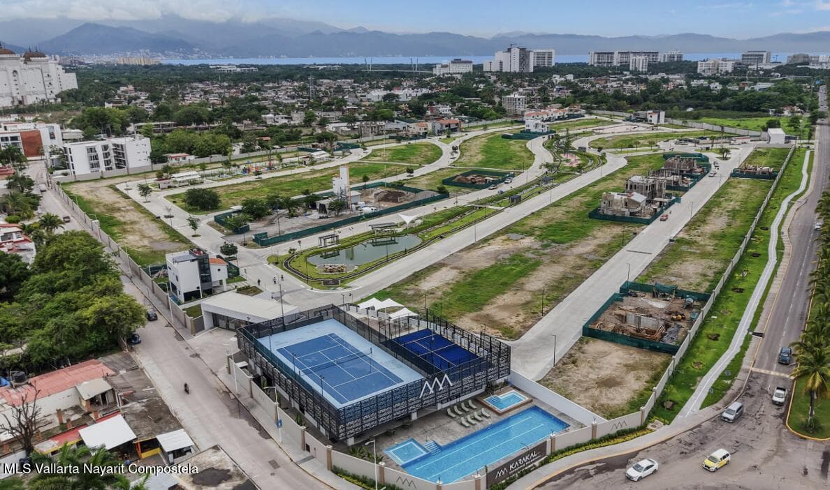 145 Boulevard Nayarit 2