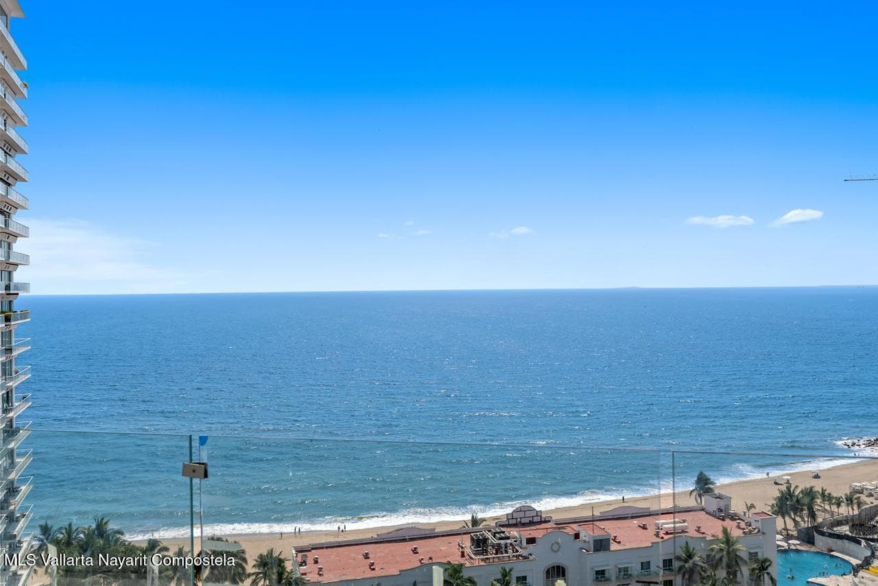 2485 Blvd Francisco Medina Ascencio 6