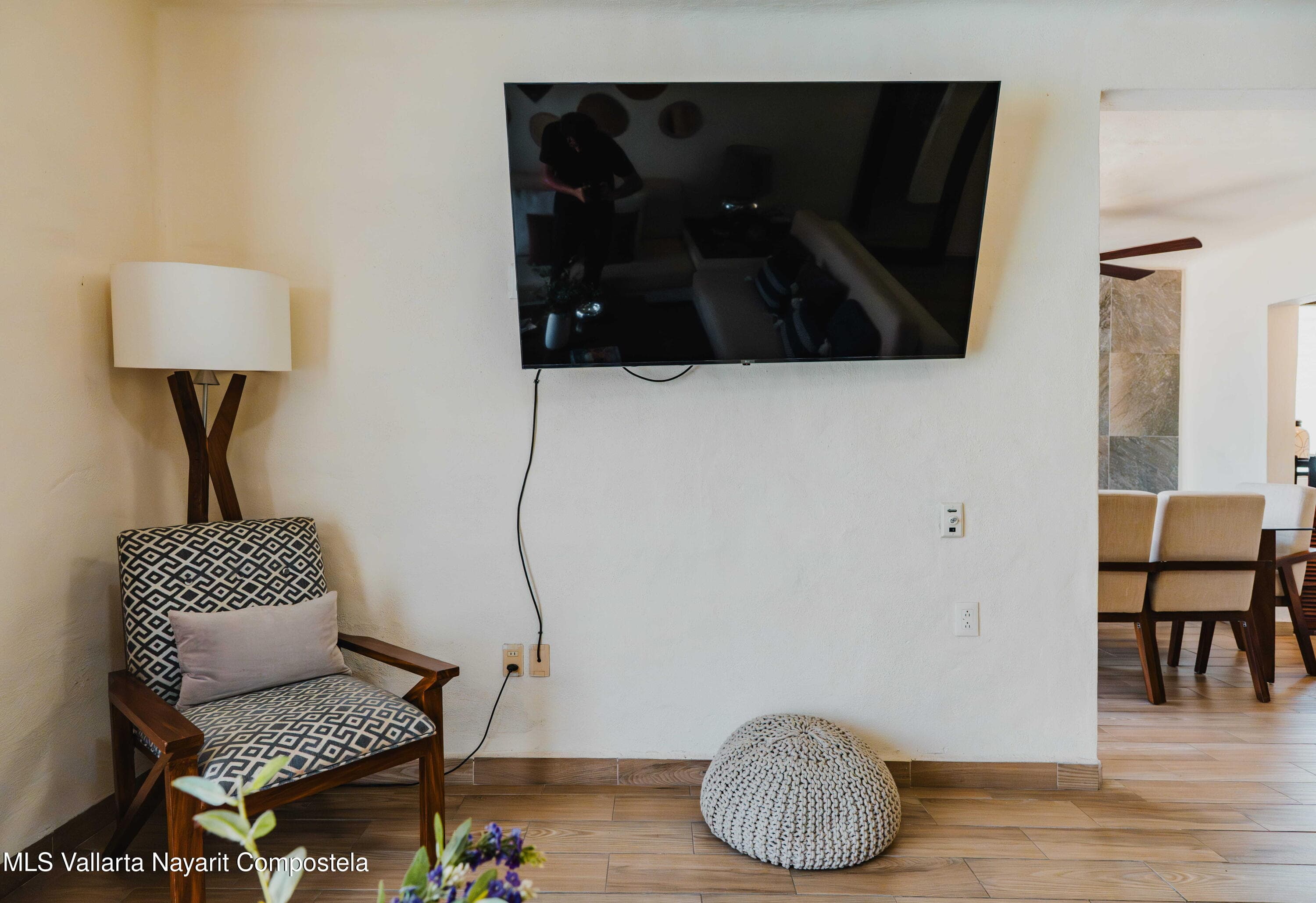 Condo 9