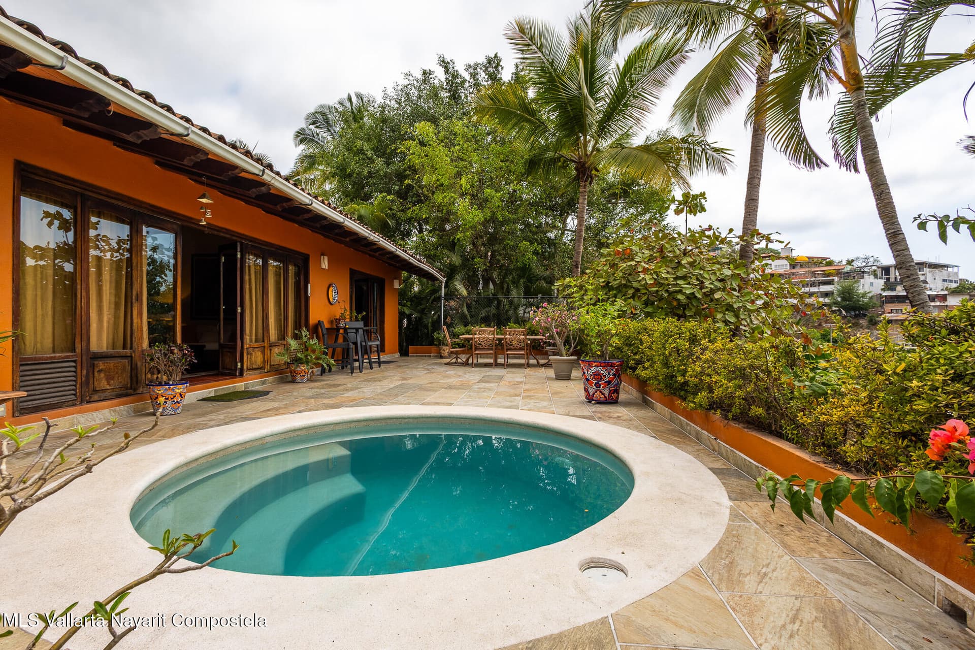 103 Privada Parota 7