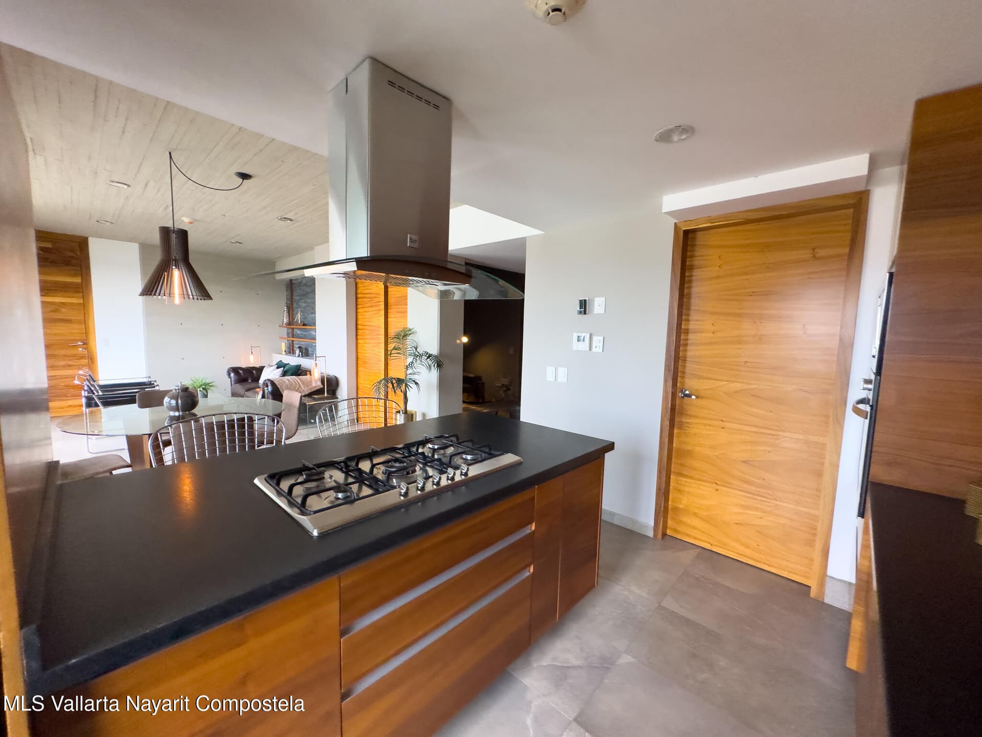 1170 Manuel Lopez Cotilla 4