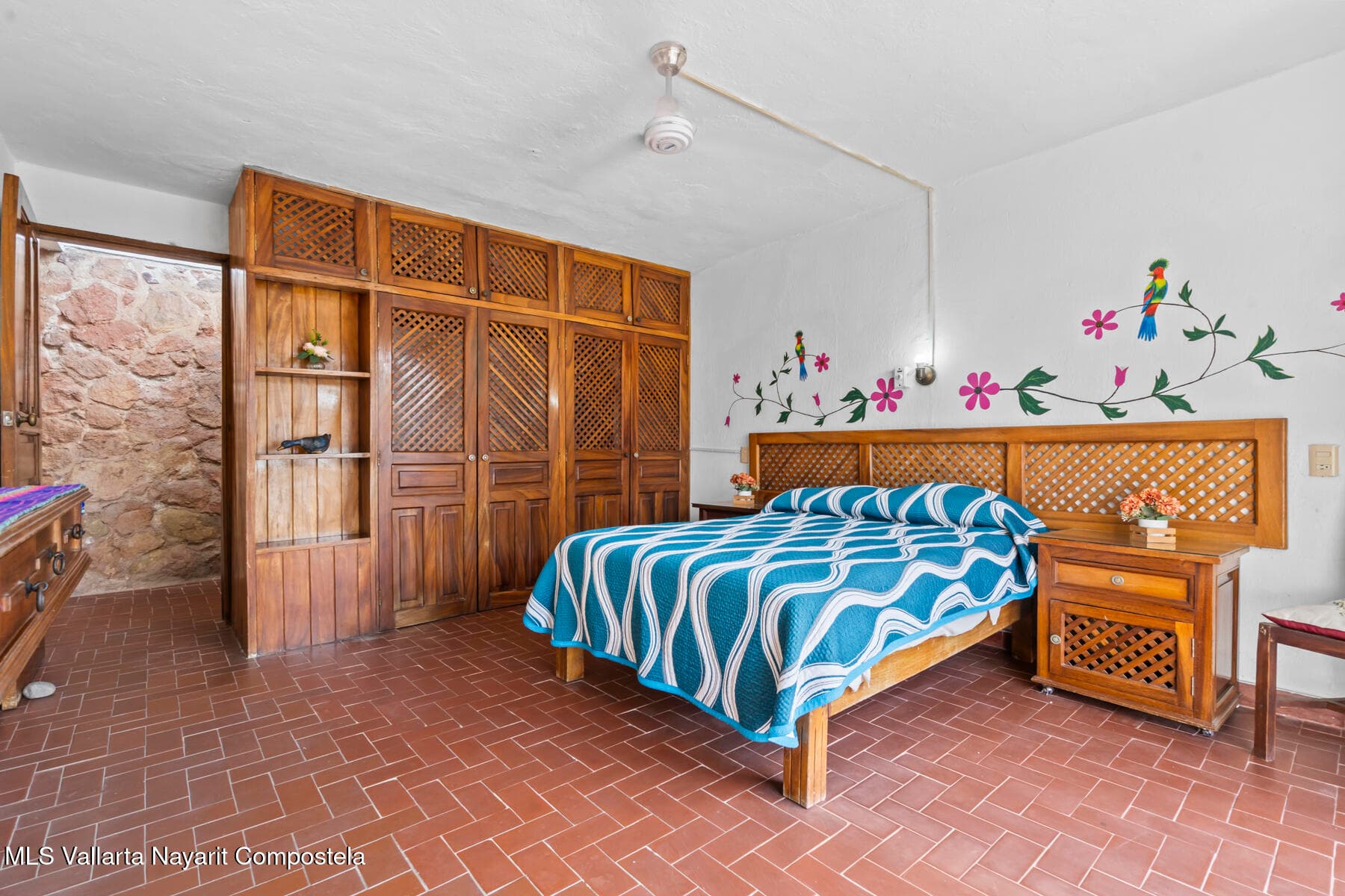 586 Venustiano Carranza 23