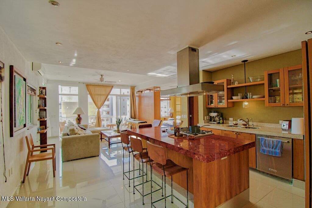 283 Amapas St 2