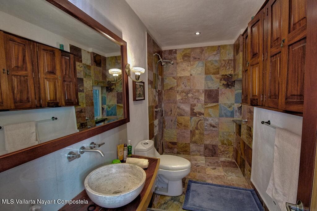 283 Amapas St 19
