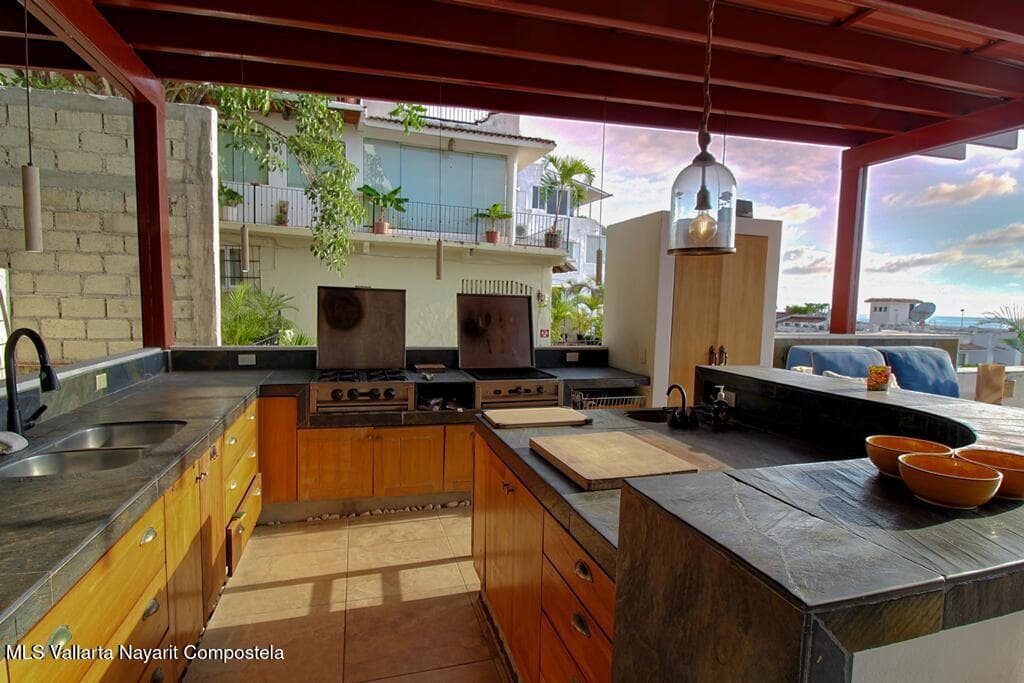 283 Amapas St 22