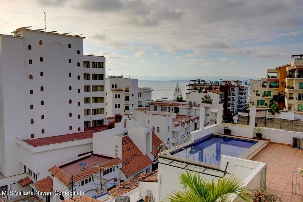 283 Amapas St 27