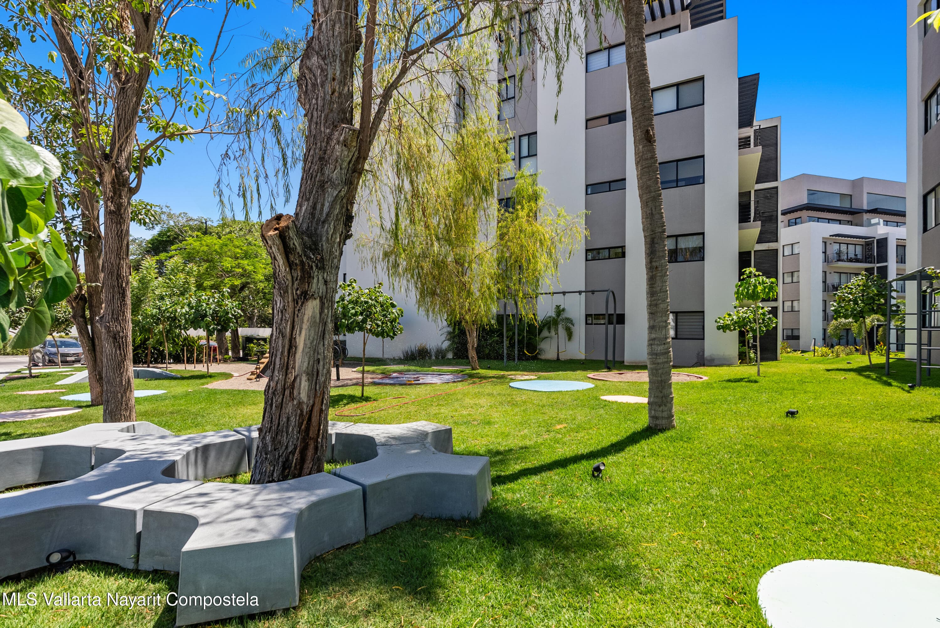 1200 Av. Mexico 26