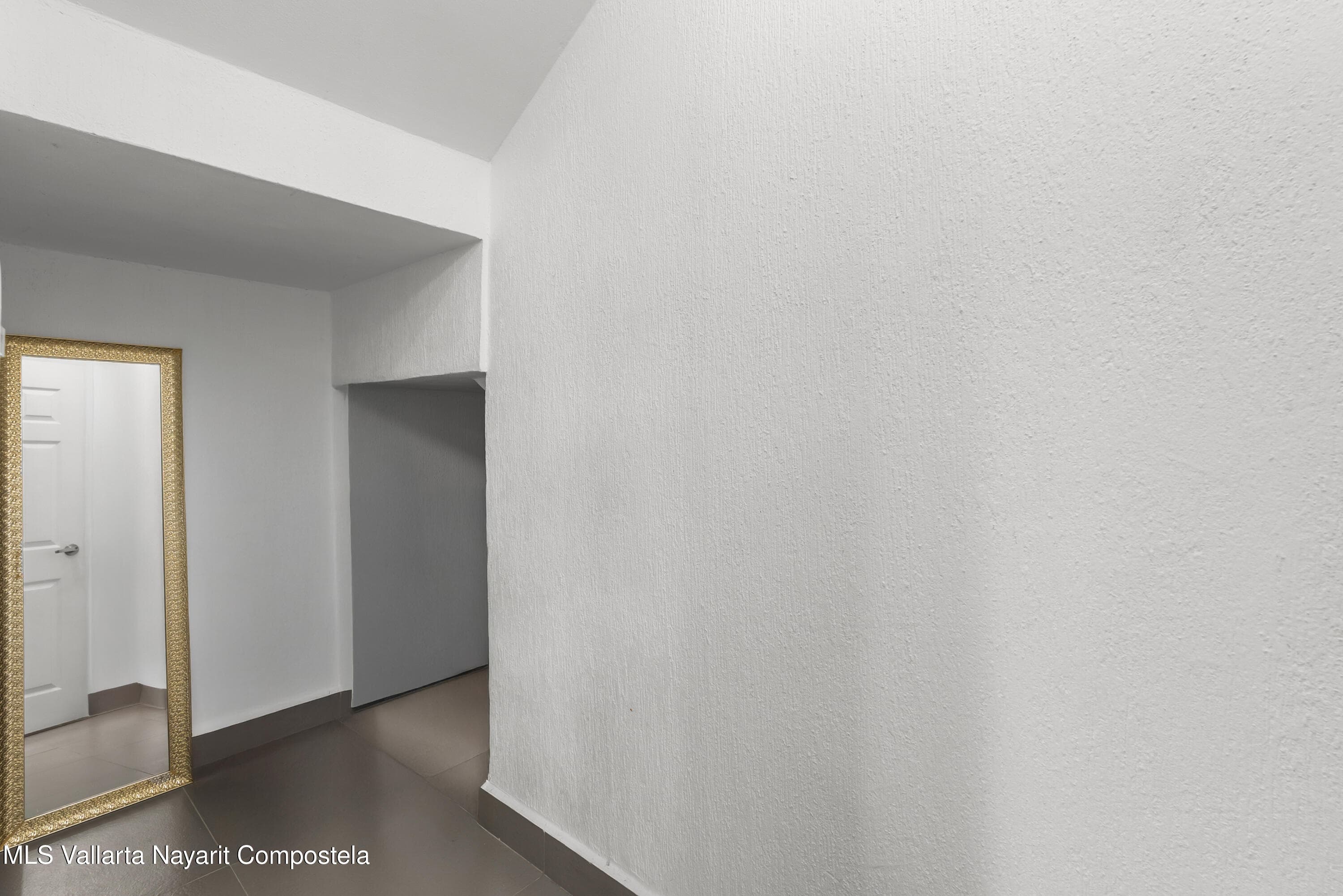 156 Palma del Rey Vilanova, Calle Bari 9