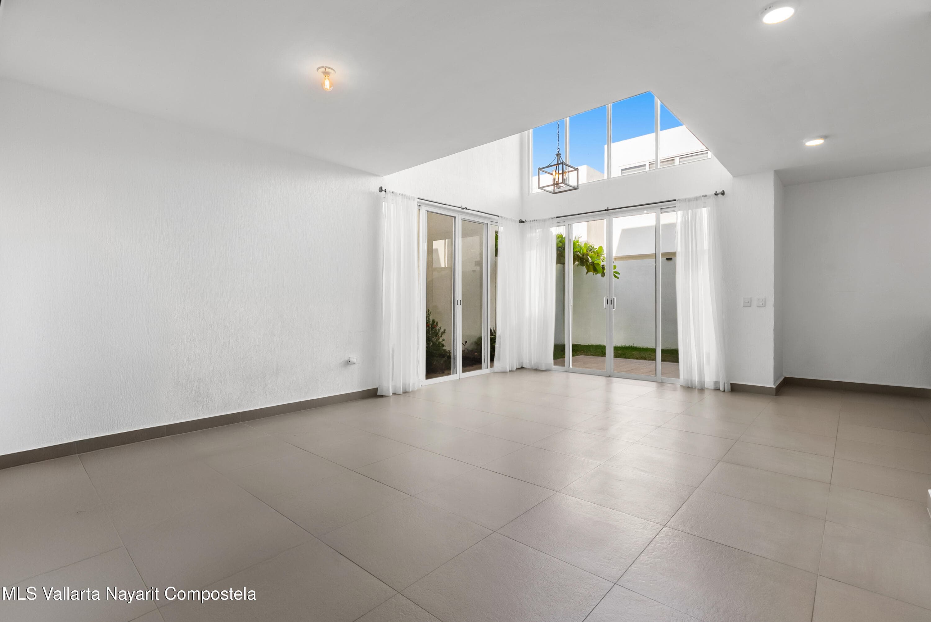 156 Palma del Rey Vilanova, Calle Bari 7