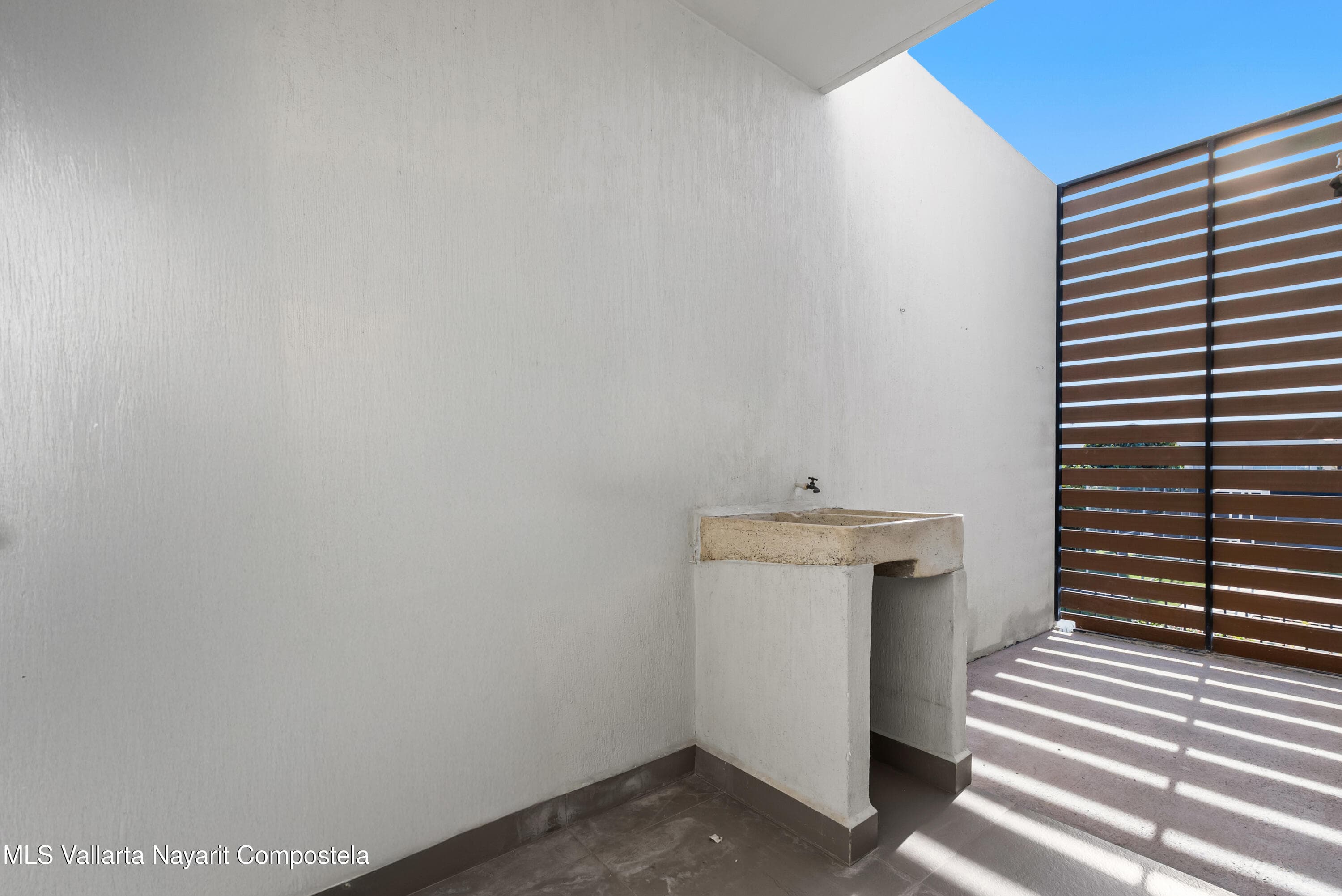 156 Palma del Rey Vilanova, Calle Bari 23