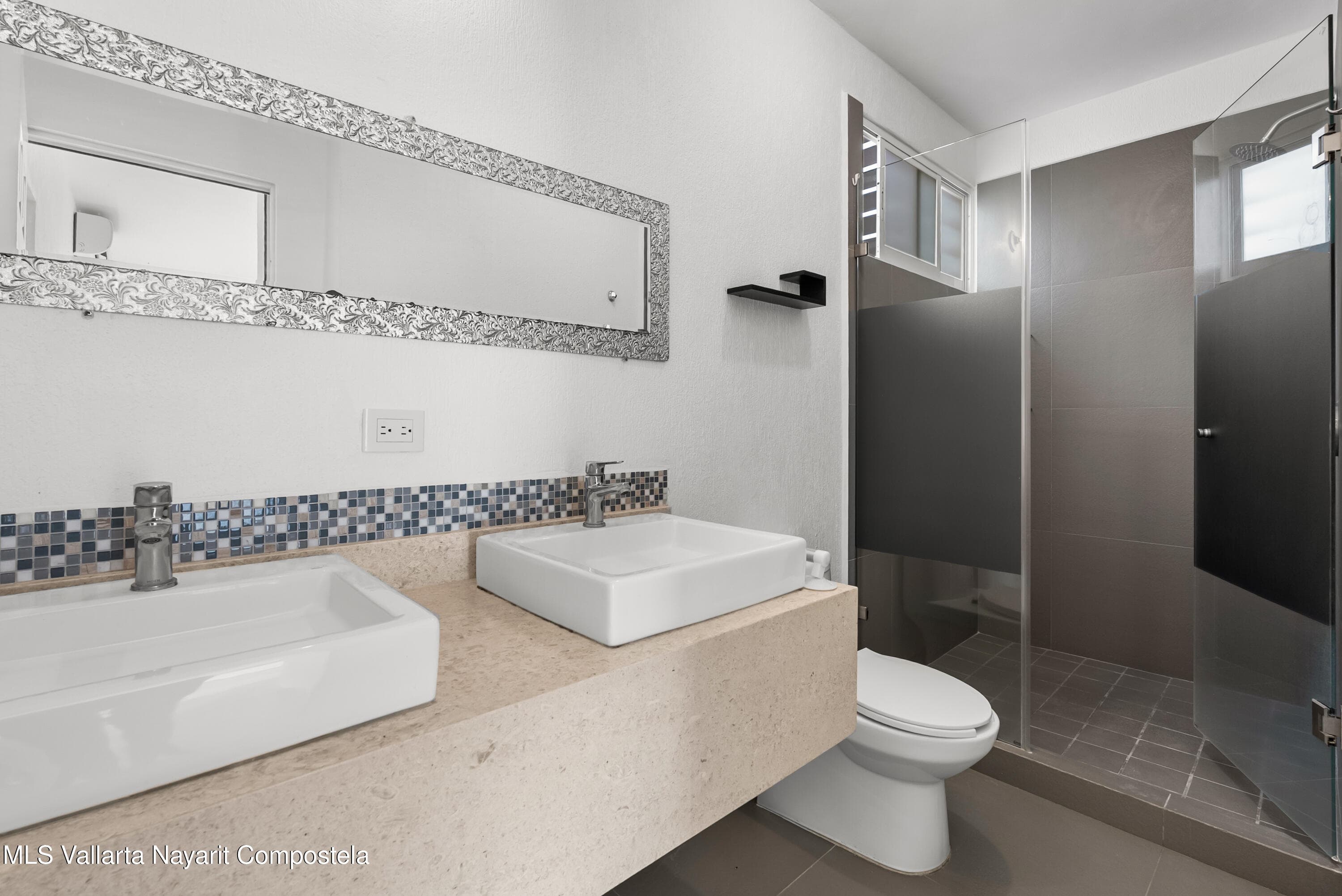 156 Palma del Rey Vilanova, Calle Bari 12