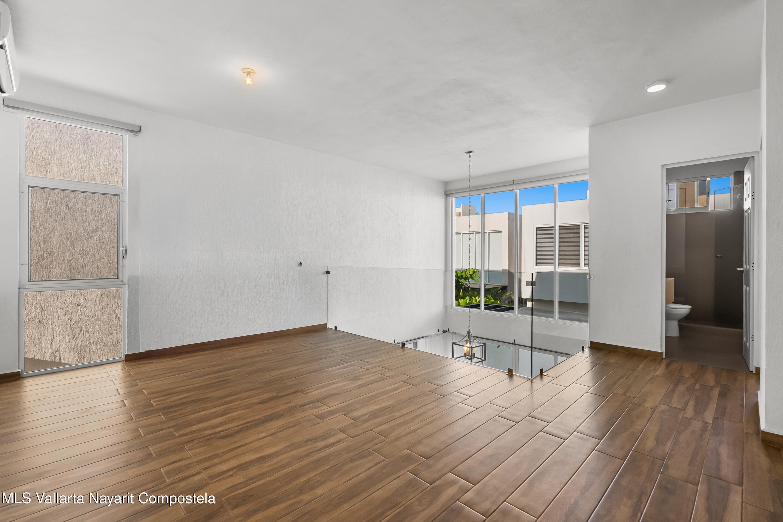 156 Palma del Rey Vilanova, Calle Bari 22