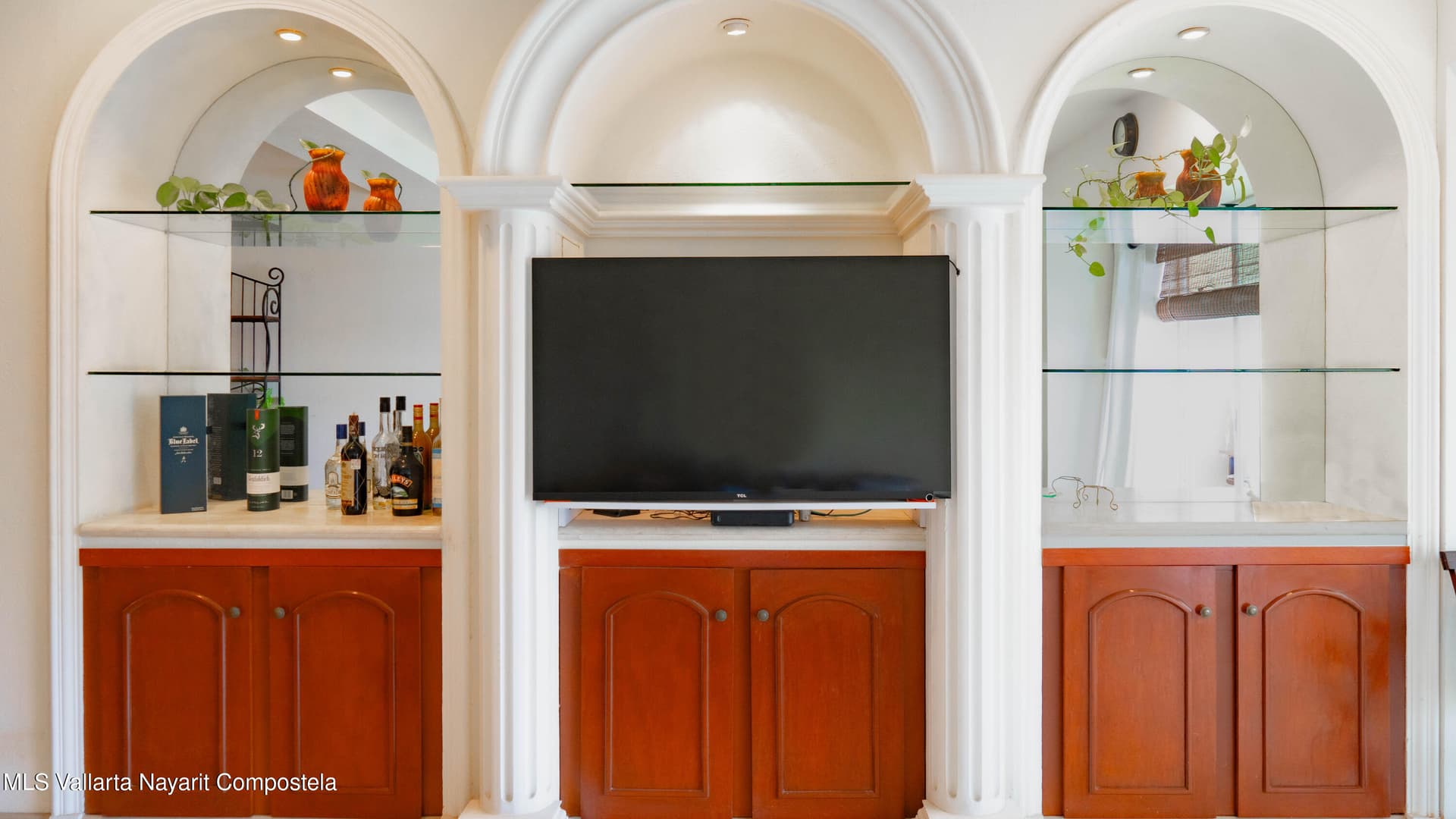 Bay View Grand 8