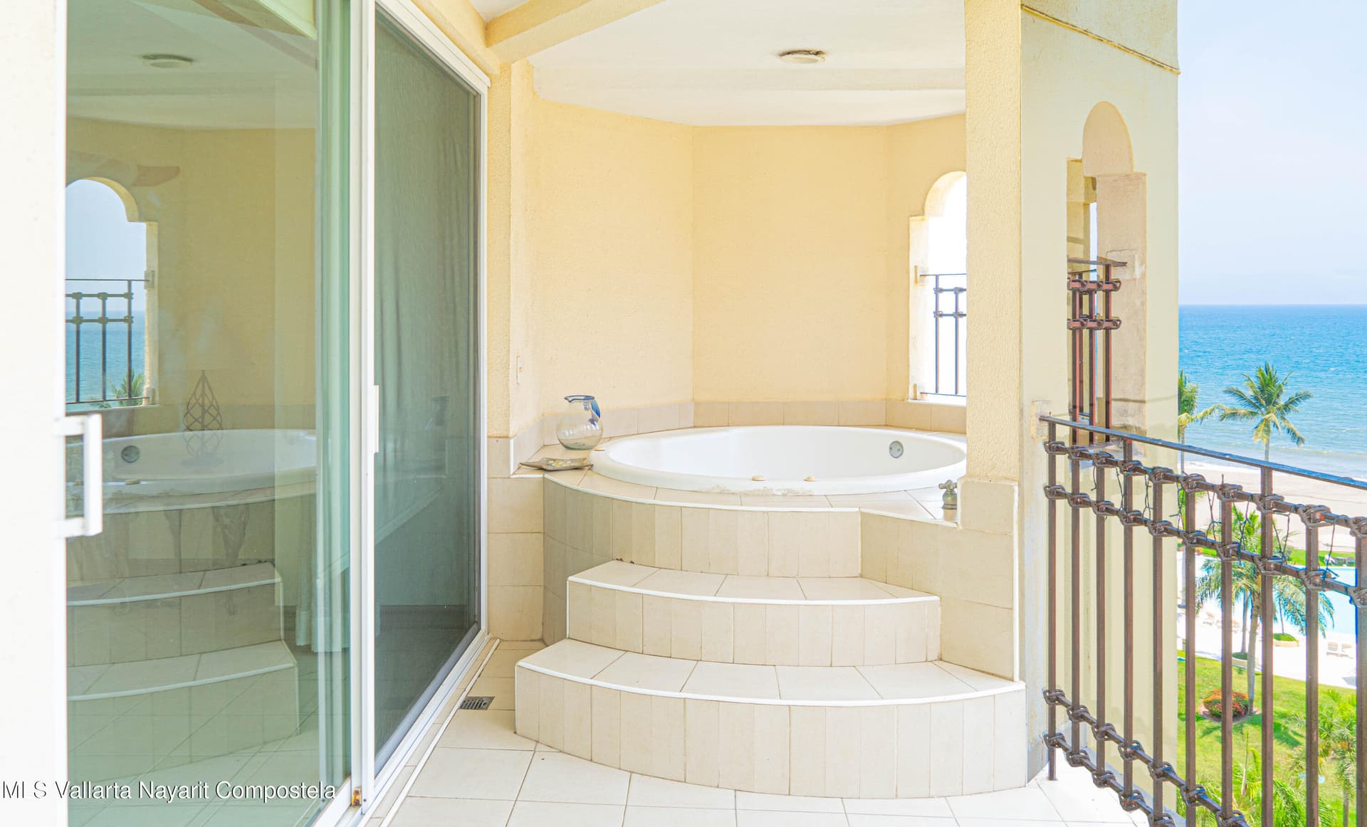 Bay View Grand 12