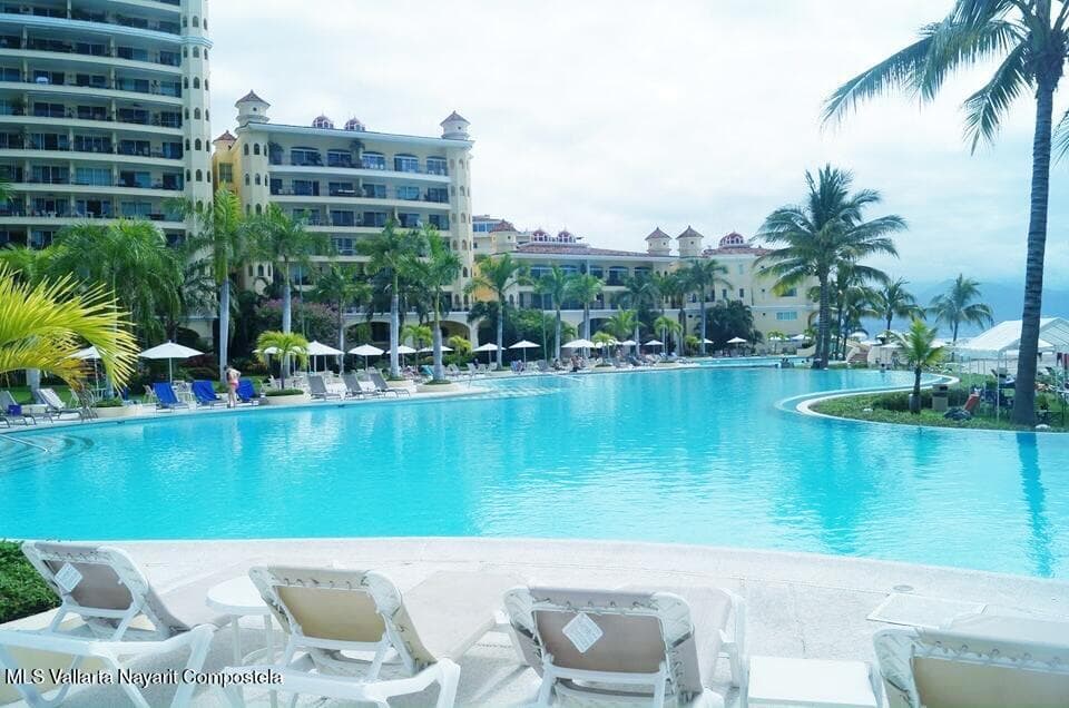 Bay View Grand 23