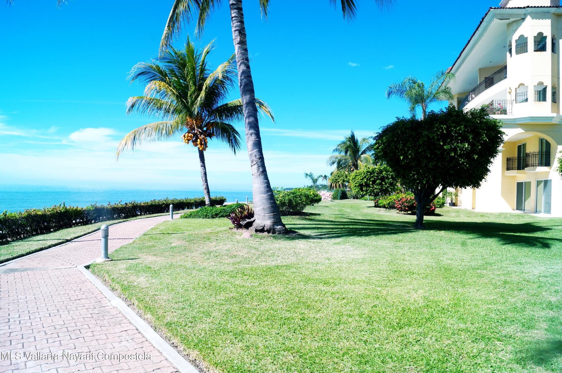Bay View Grand 33