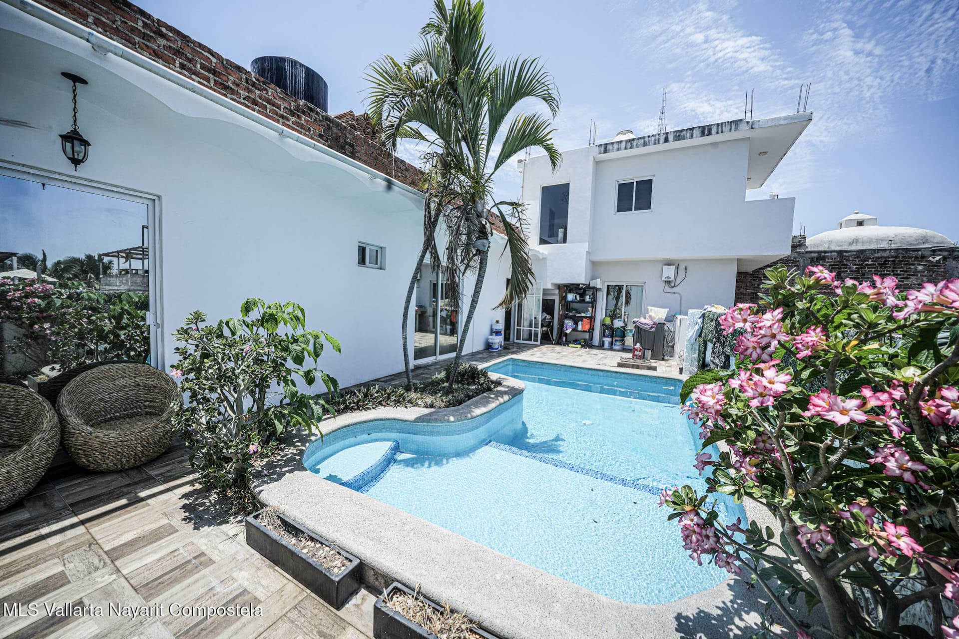 233 AVENIDA 22