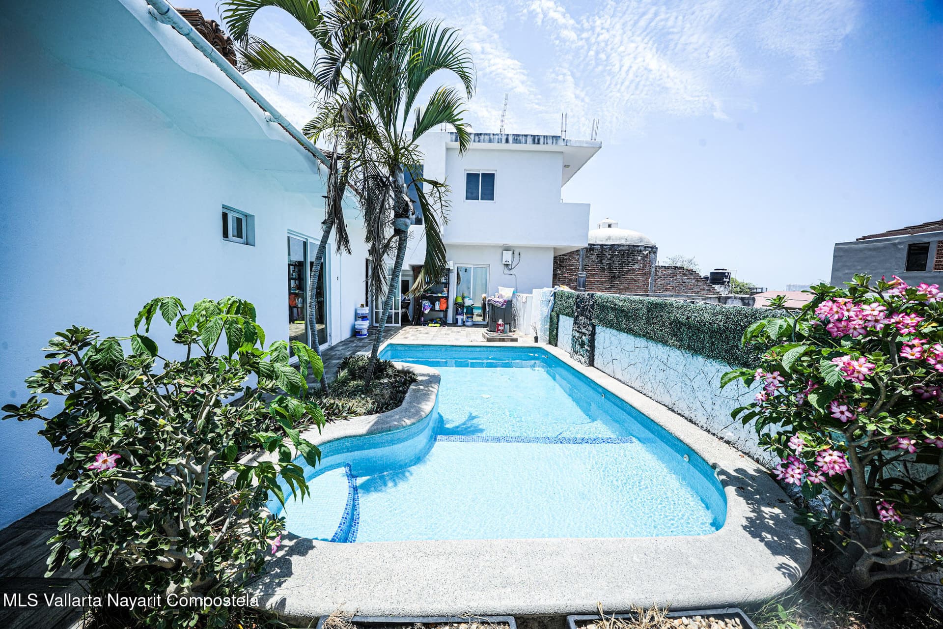 233 AVENIDA 23