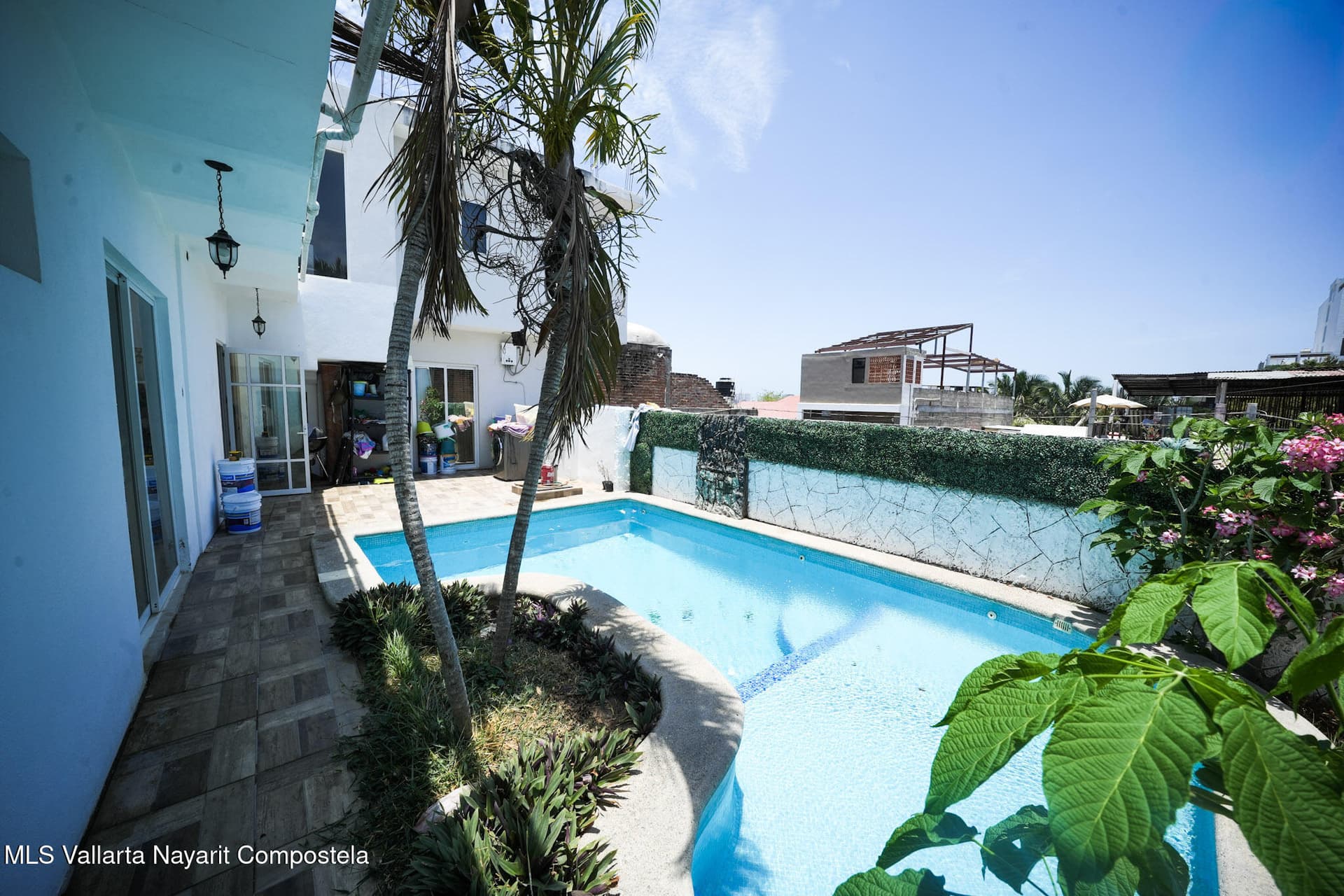 233 AVENIDA 26