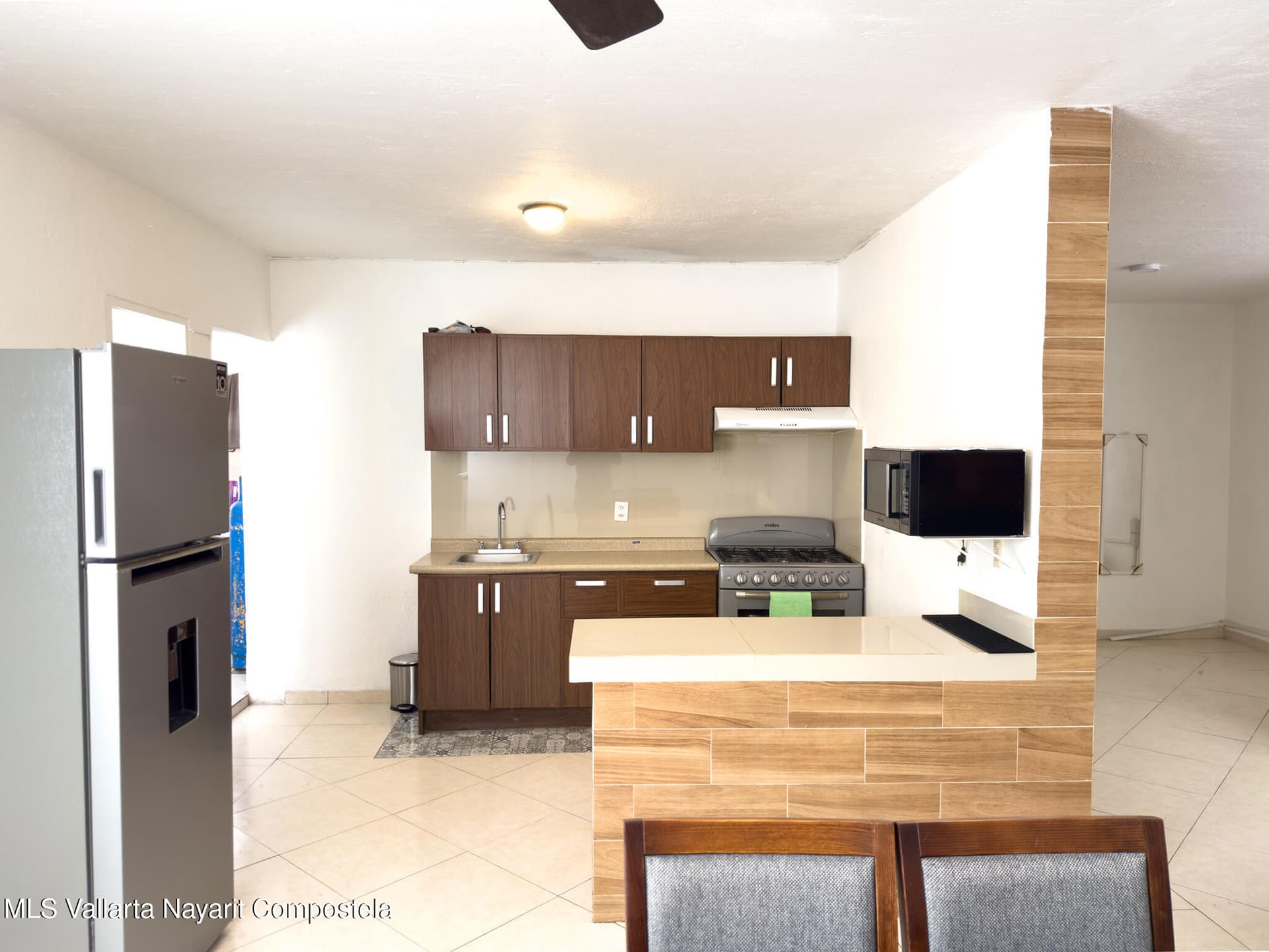 395 Manuel M. Dieguez 3