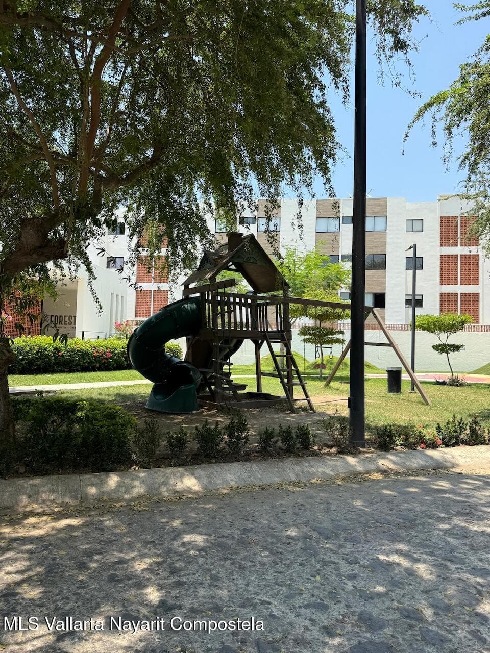 Condo 22