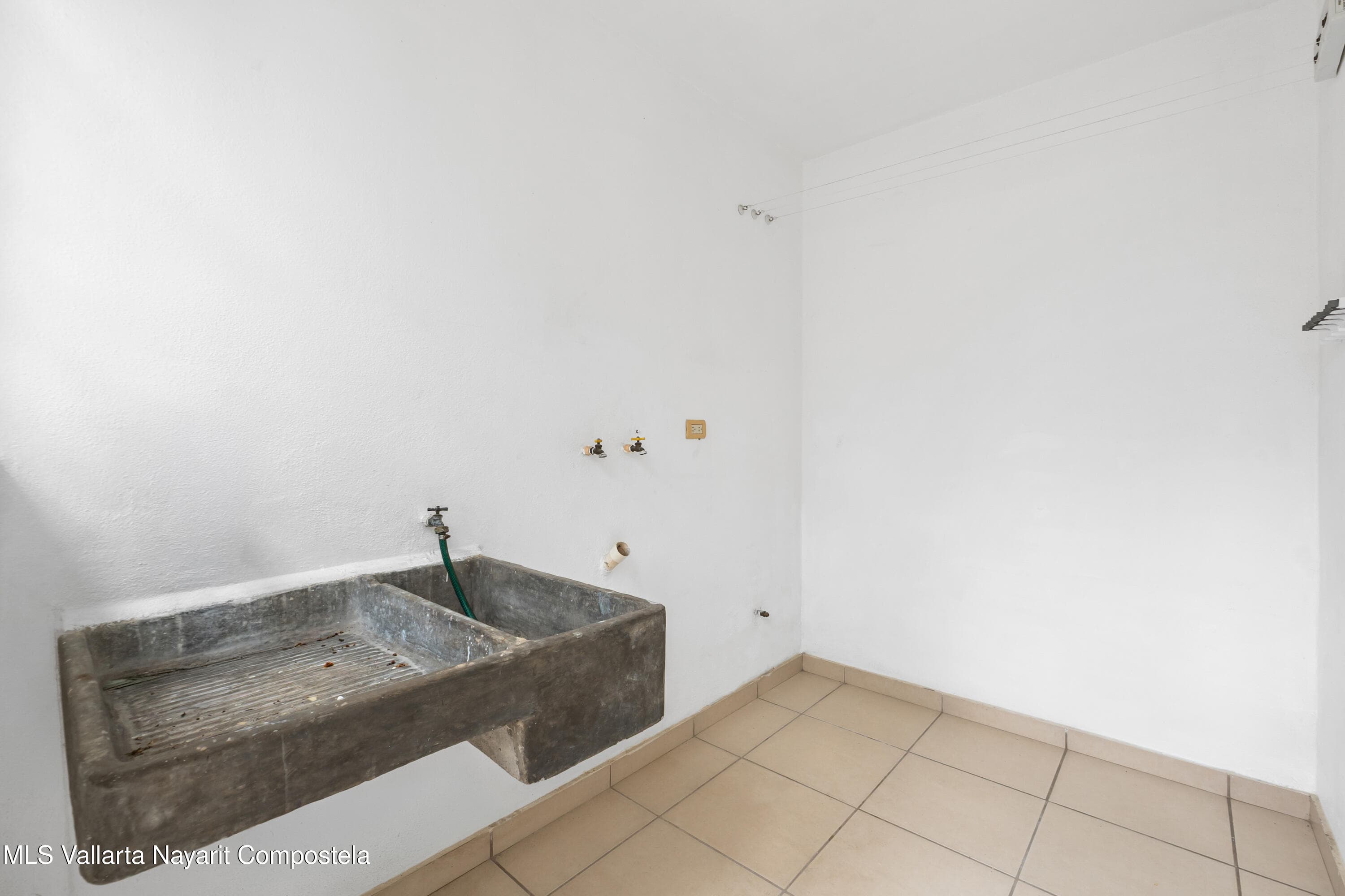 225 PRIVADA ALEGRIA 13