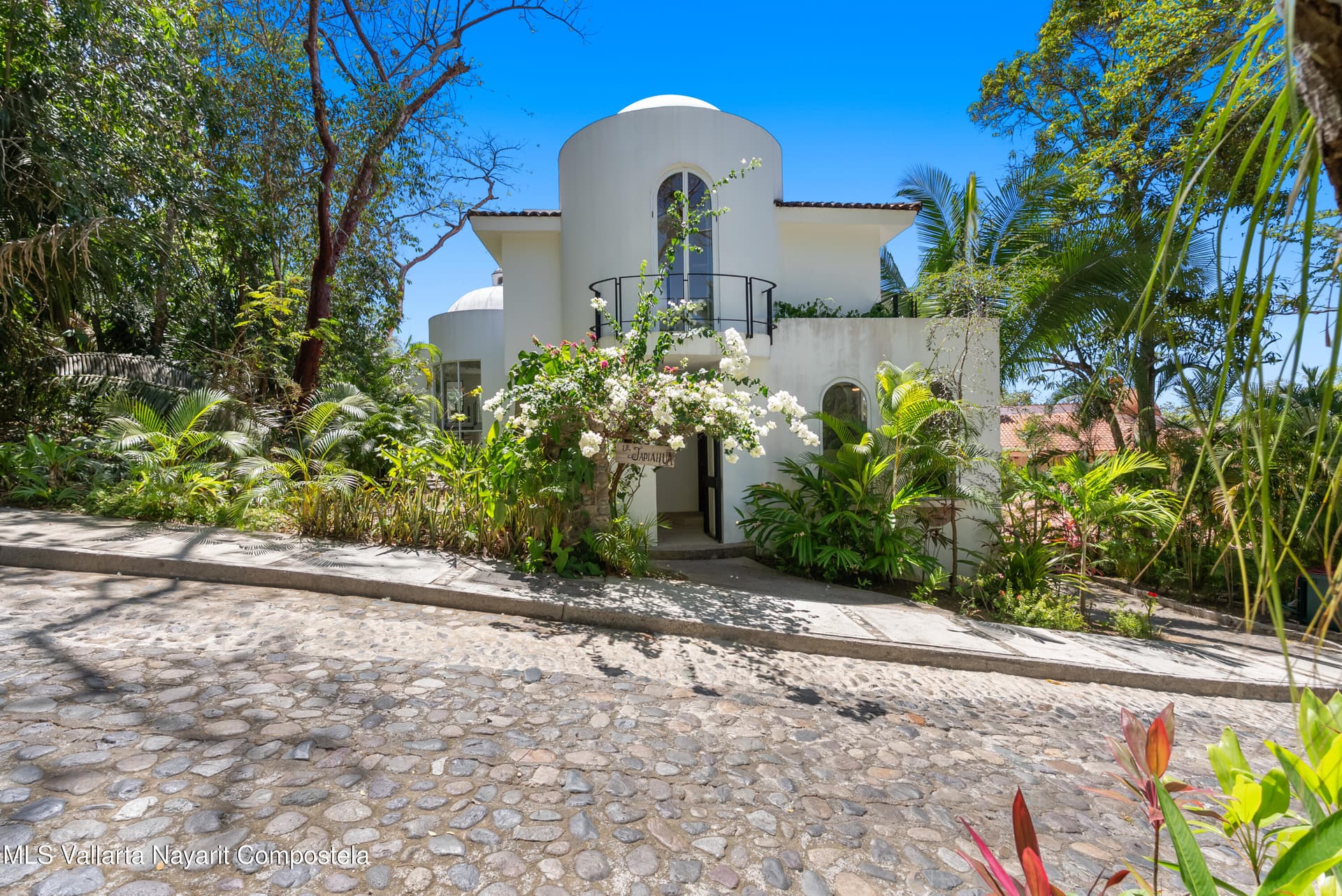Sierra Del Mar 4