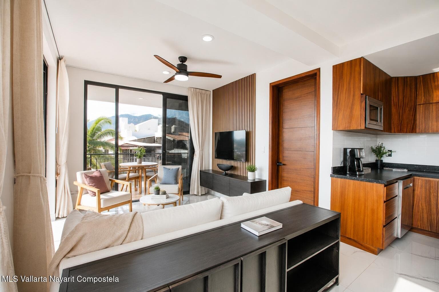 3 Vistas High Living 11