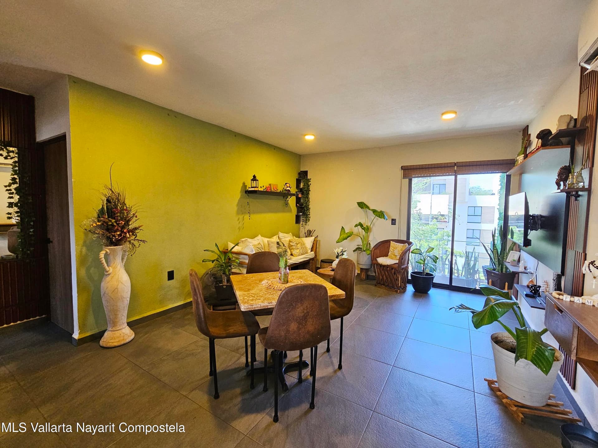 205 Paseo Foresta 5