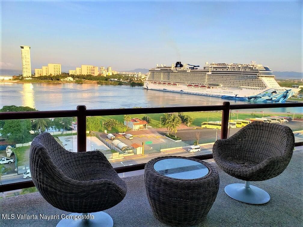 Deck 12