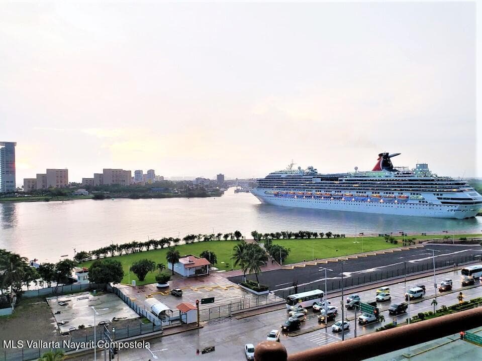 Deck 12 13