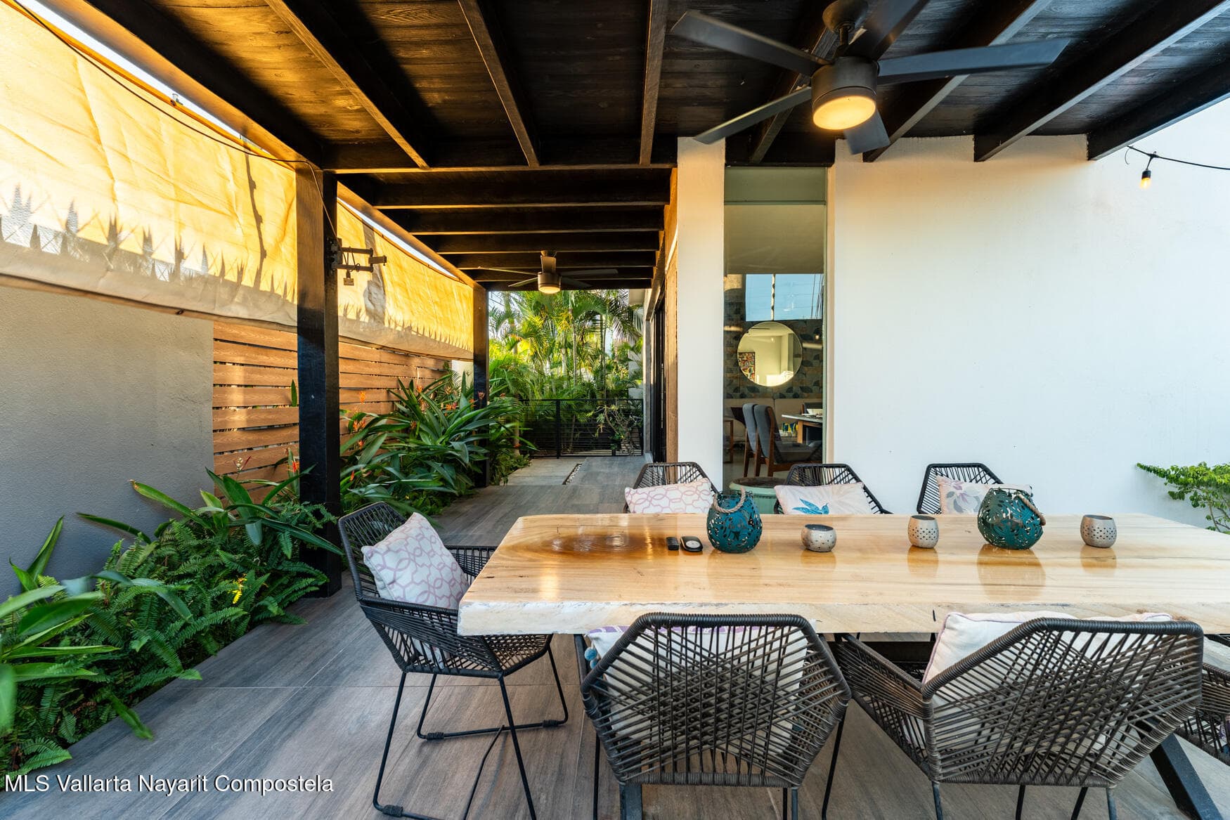 574 AV. MEXICO 4